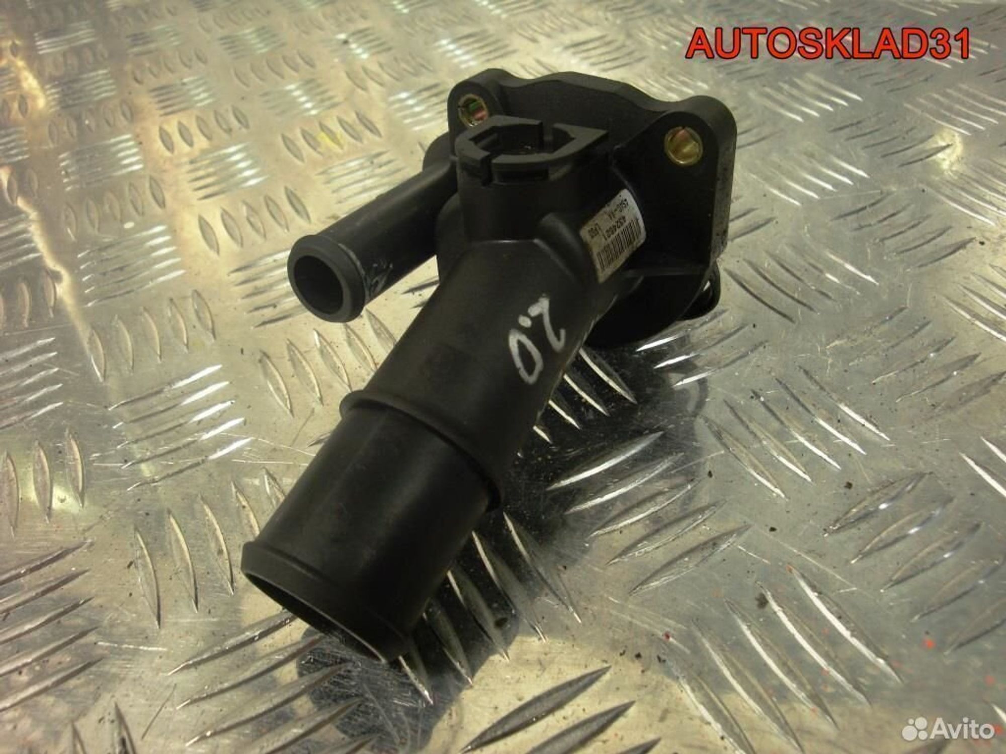 Корпус термостата Mazda 3 BK 2,0 LF5015170, 1300 рублей, Дубовое