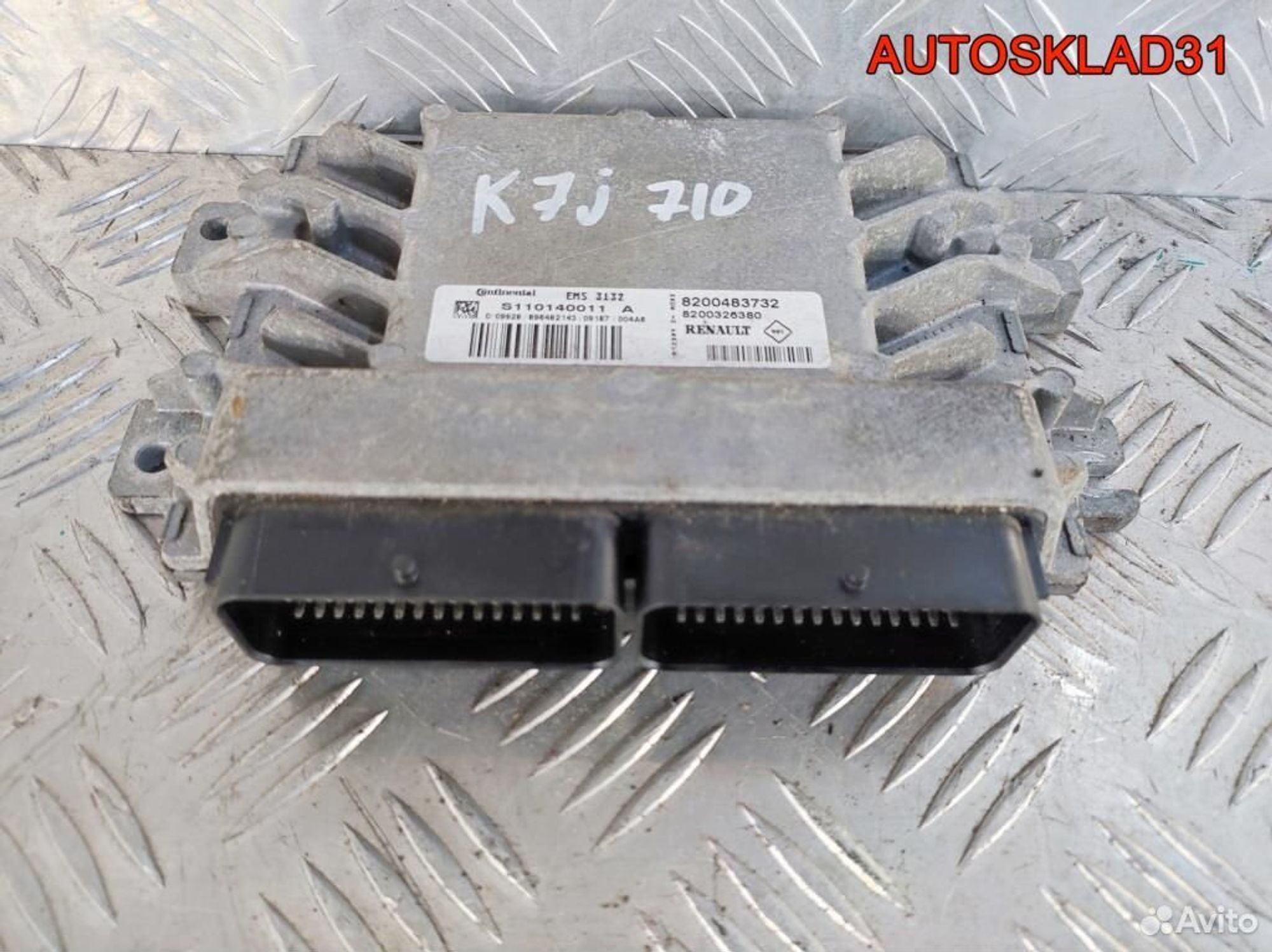 Блок эбу Renault Logan K7J 710 8200483732 Бензин, 3600 рублей, Дубовое