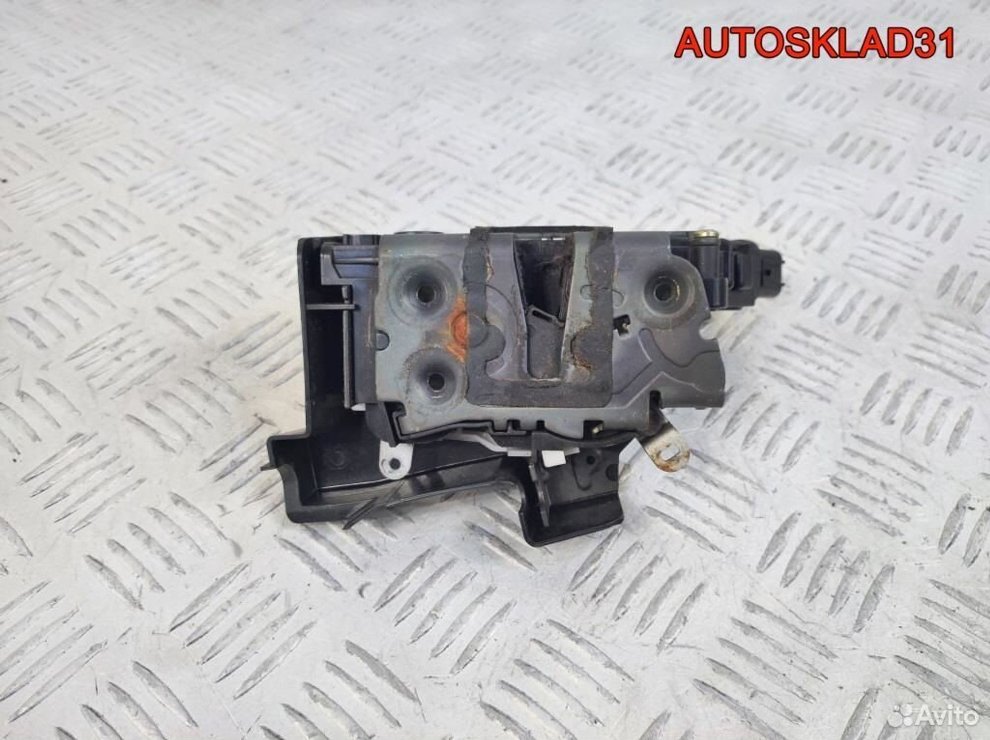 Замок двери передней левой Ford Focus 3M5AR21813ER, 2300 рублей, Дубовое