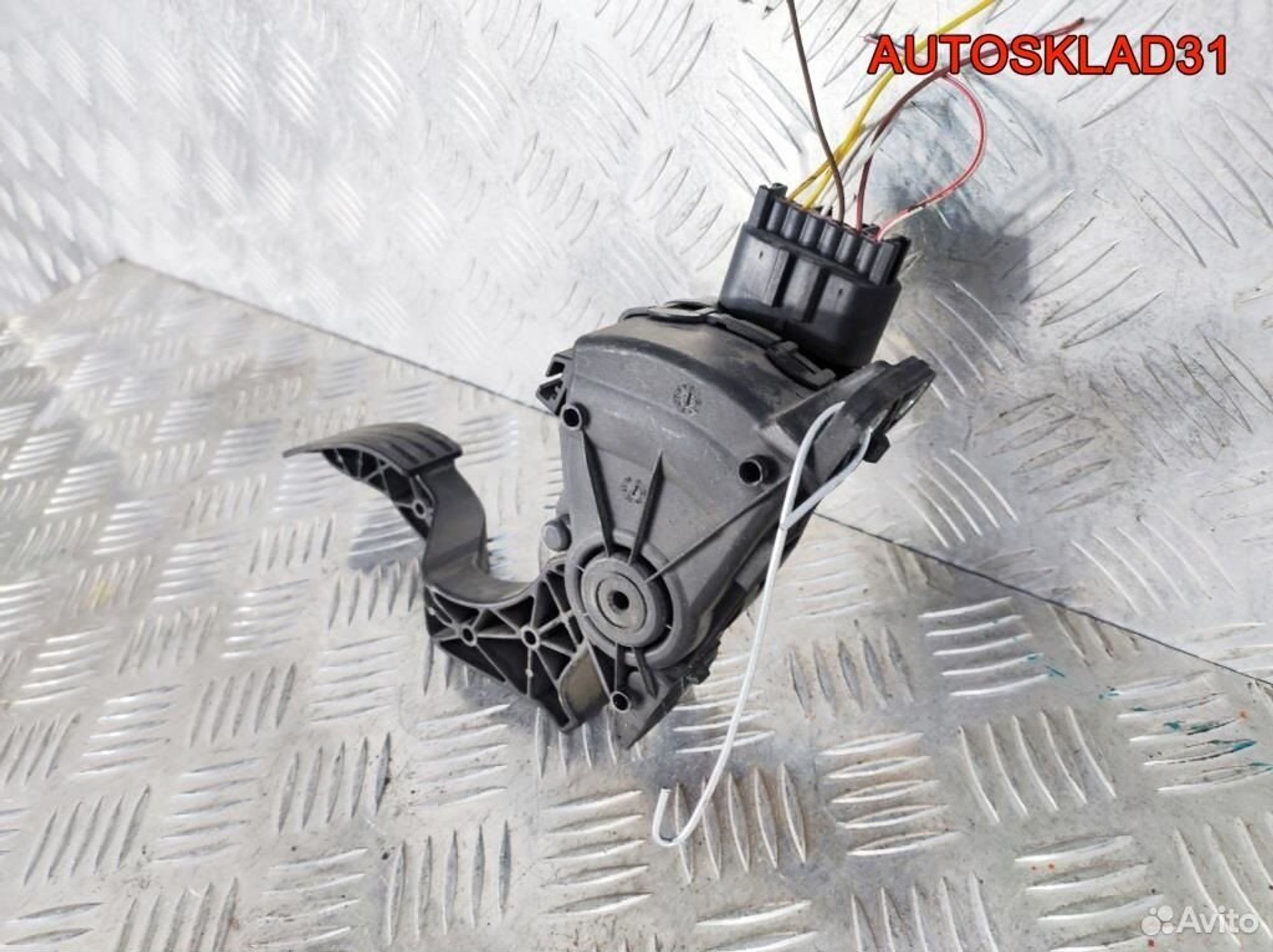 Педаль газа Ford Fusion 2S619F836AB Бензин, 1100 рублей, Дубовое