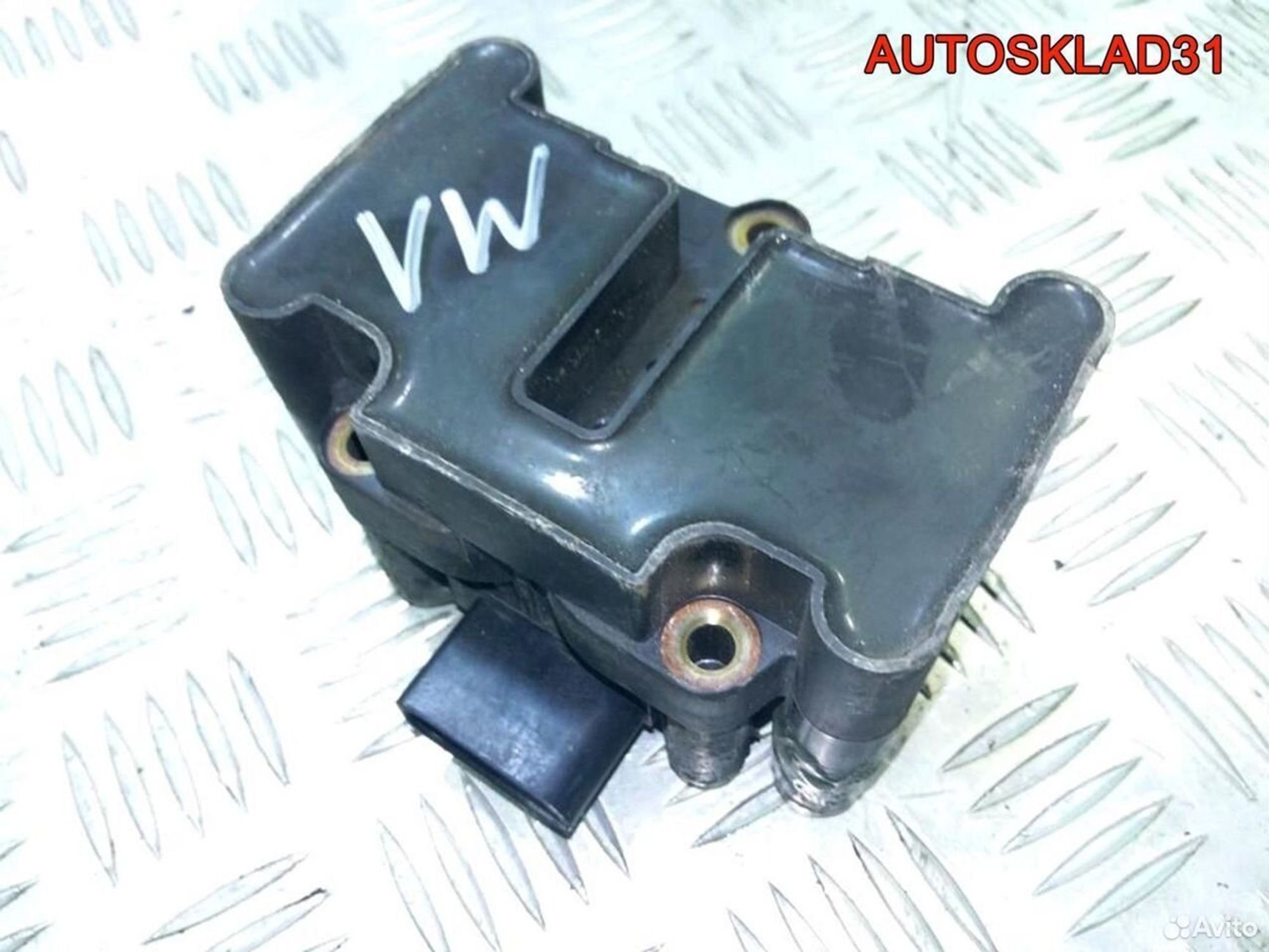 Катушка зажигания Volkswagen Golf 4 032905106B, 2000 рублей, Дубовое