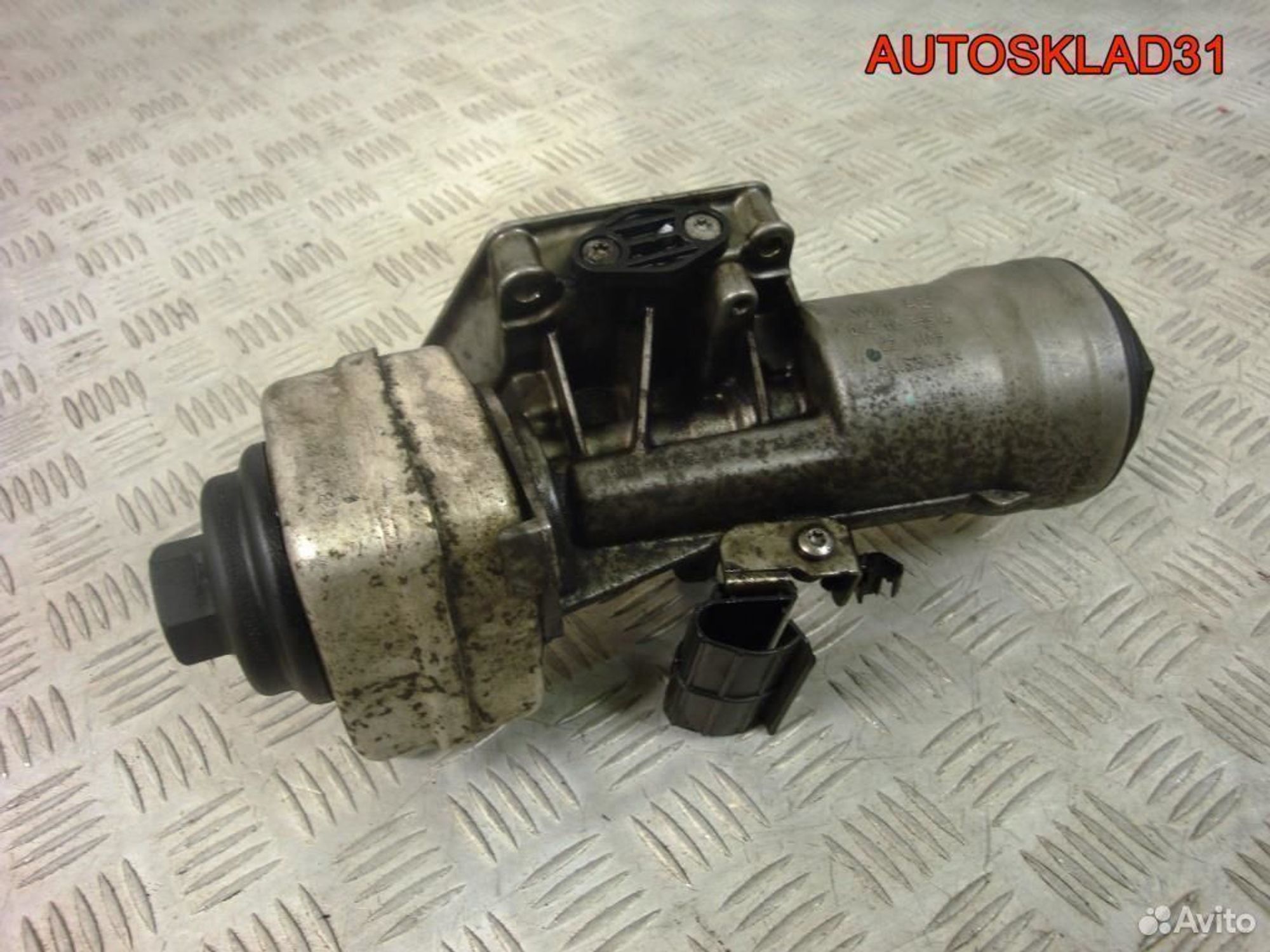 Корпус масляного фильтра Skoda Superb 045115389G, 900 рублей, Дубовое