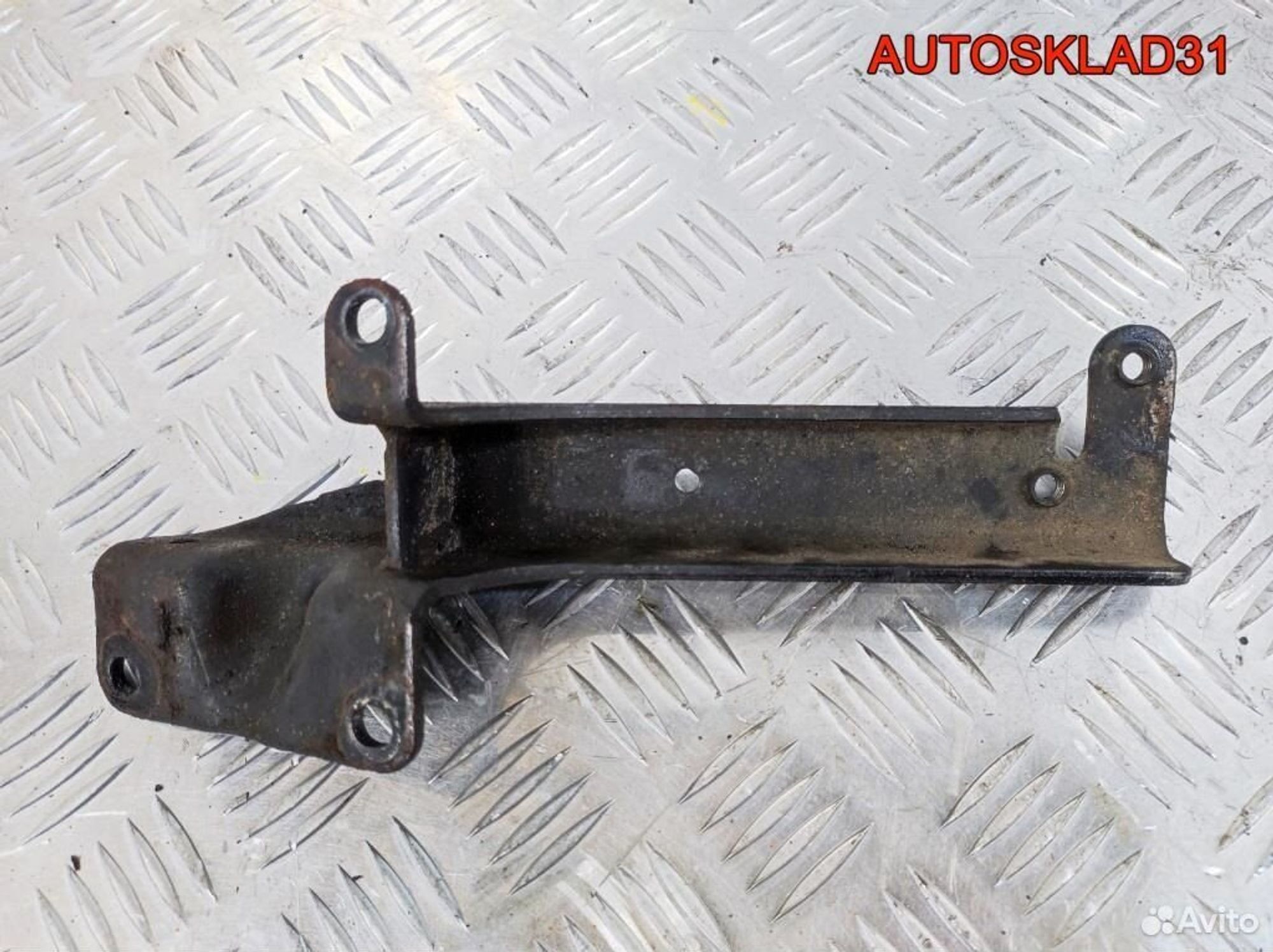 Кронштейн МКПП Mercedes Vito 638 A6110980729, 600 рублей, Дубовое
