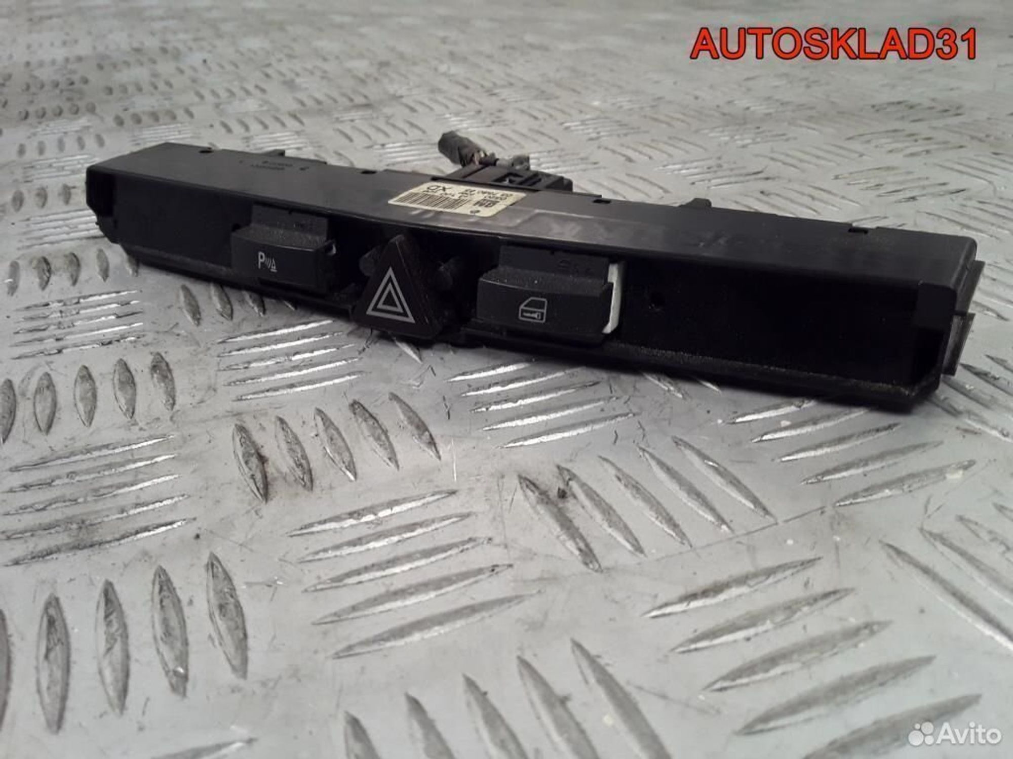 Блок кнопок Opel Zafira B 13100106, 1700 рублей, Дубовое