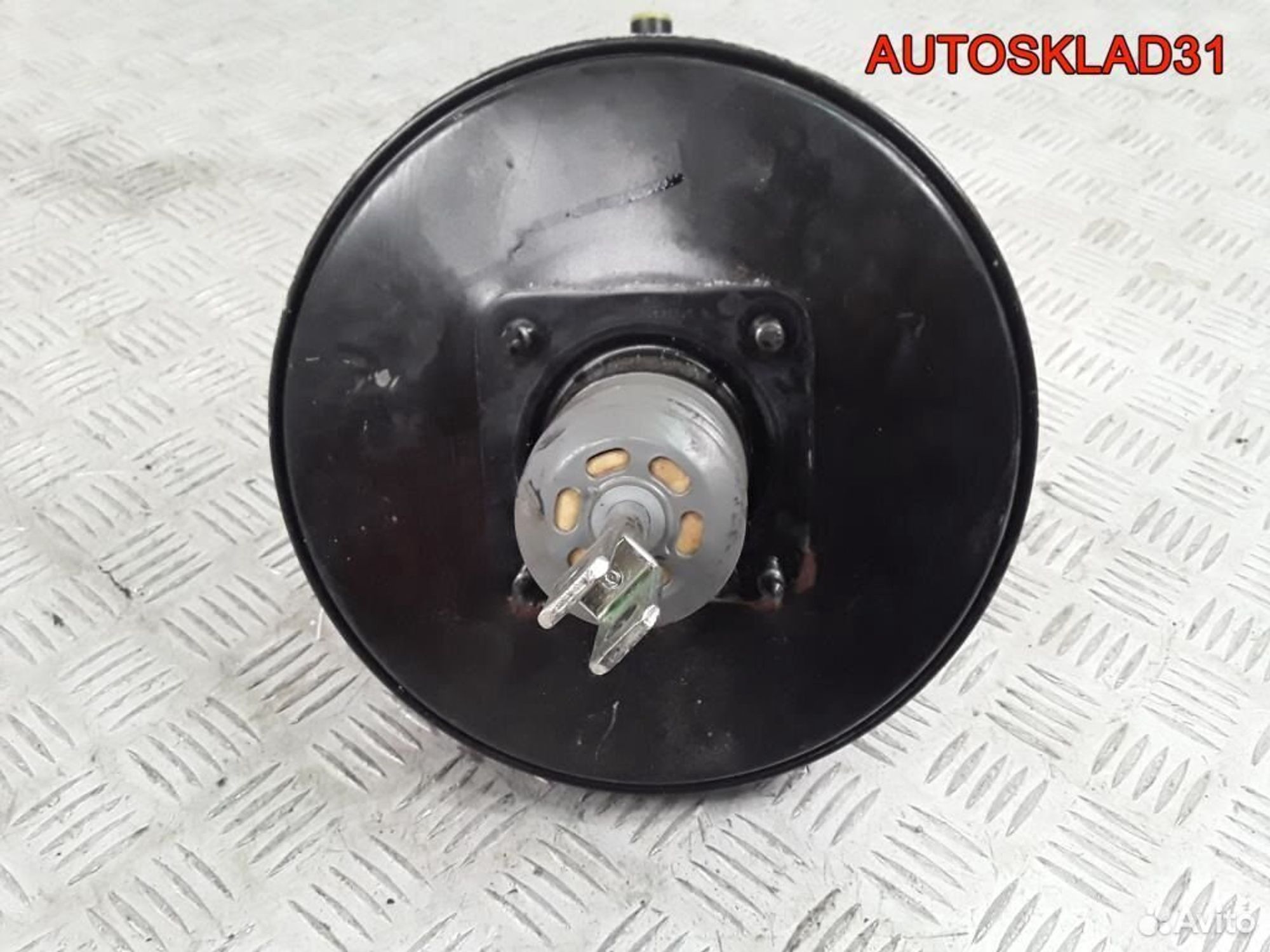 Усилитель тормозов вакуумный для Логан 8200906848, 1700 рублей, Дубовое