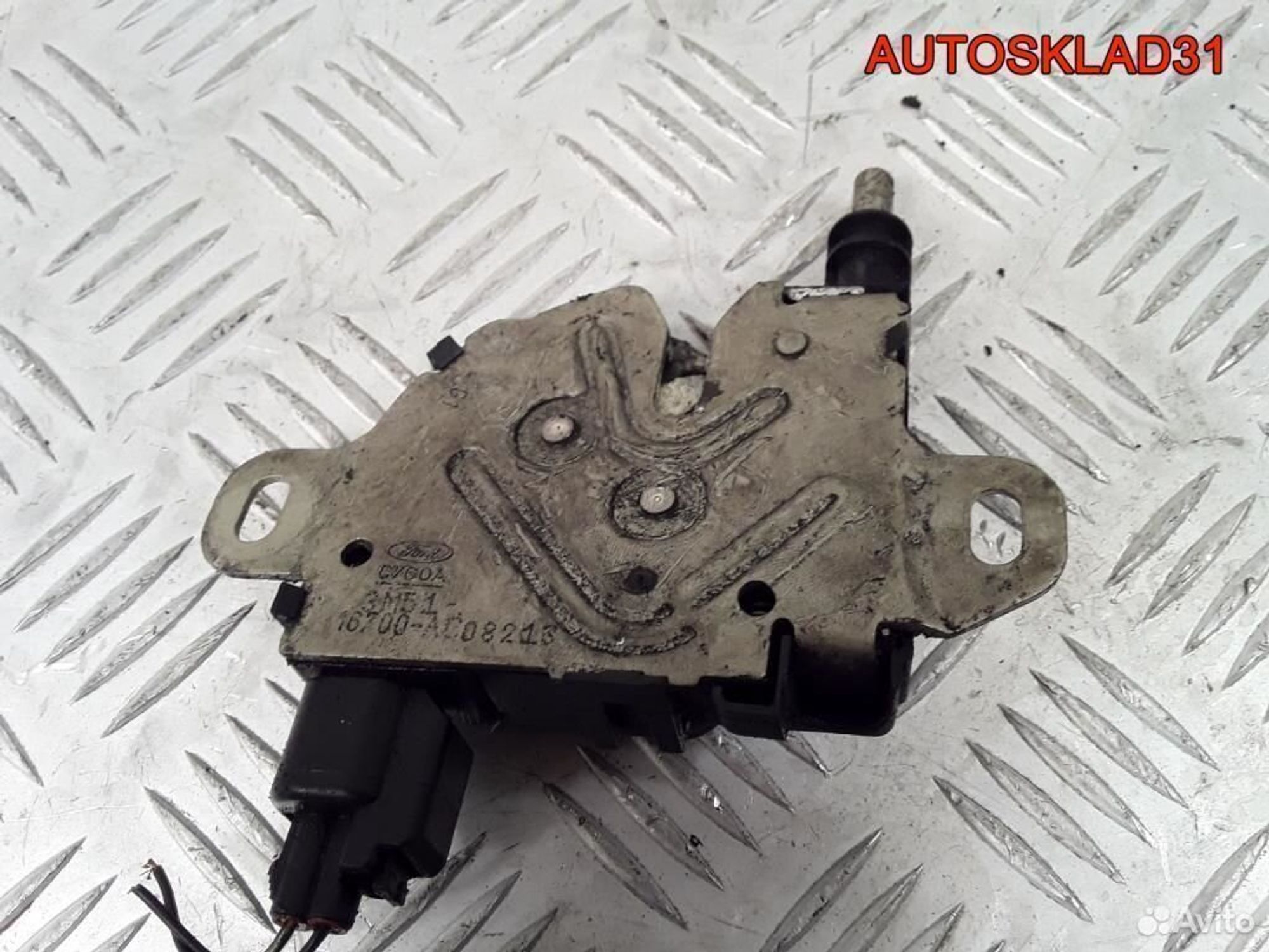 Замок капота Ford Focus 2 3M5116700AC, 1100 рублей, Дубовое