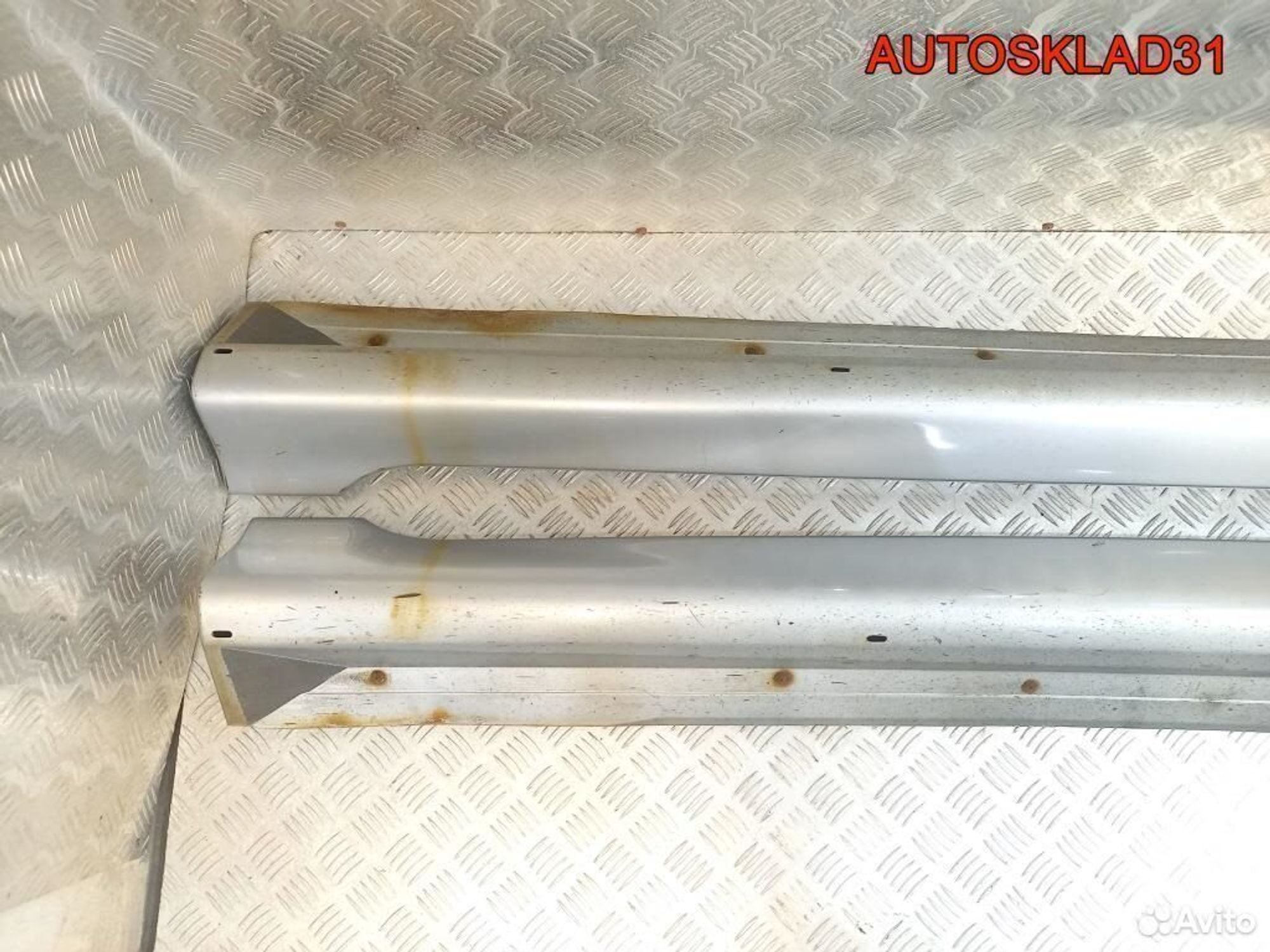 Накладка на порог Mitsubishi Lancer 9 mn161015ha, 2500 рублей, Дубовое