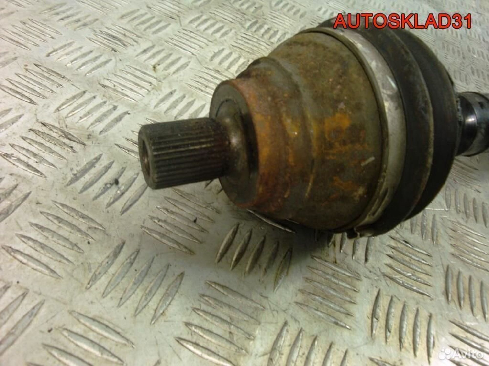 Привод передний правый VW Passat B6 1K0407272EN, 4100 рублей, Дубовое