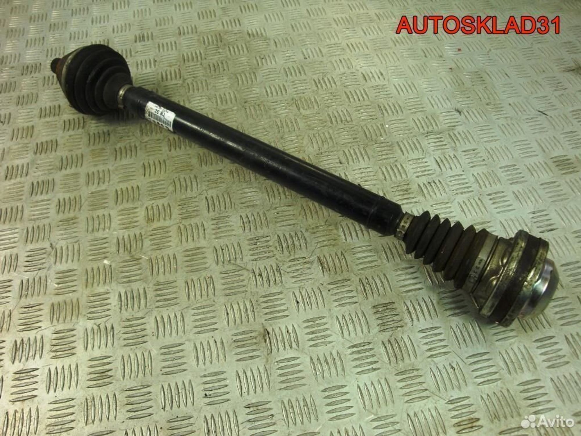 Привод передний правый VW Passat B6 1K0407272EN, 4100 рублей, Дубовое