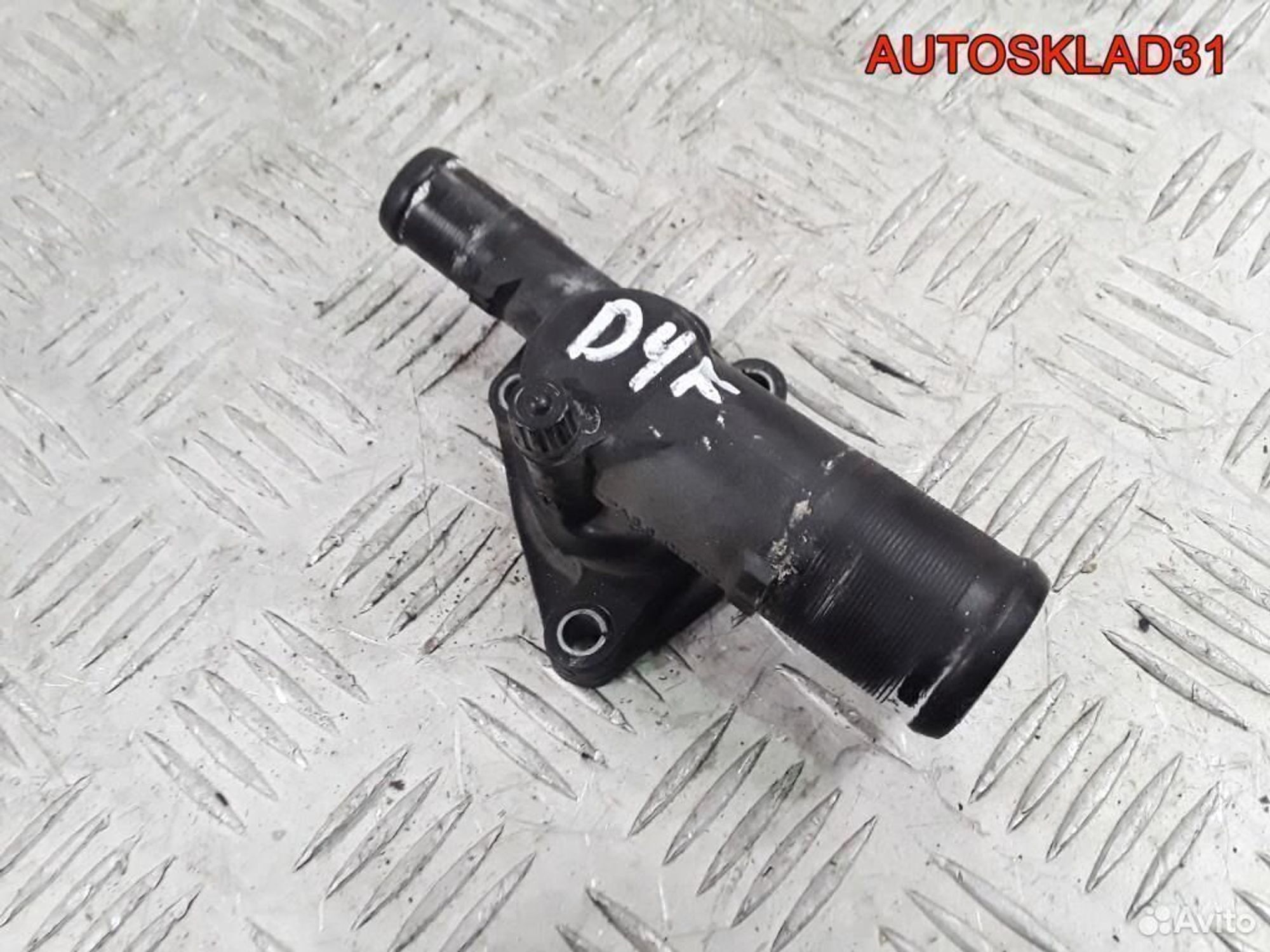 Корпус термостата Renault Logan D4F732 8200660882, 1200 рублей, Дубовое