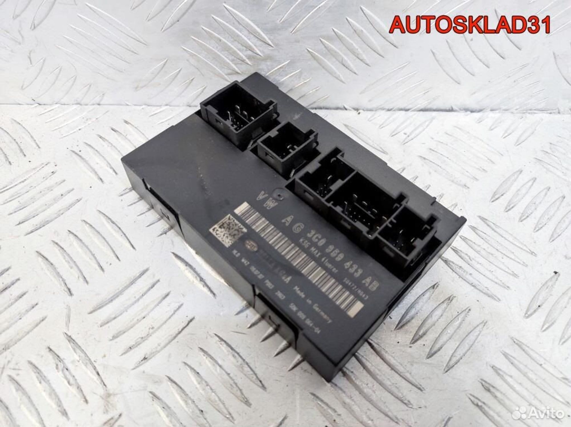 Блок комфорта Volkswagen Passat B6 3C0959433AB, 2100 рублей, Дубовое