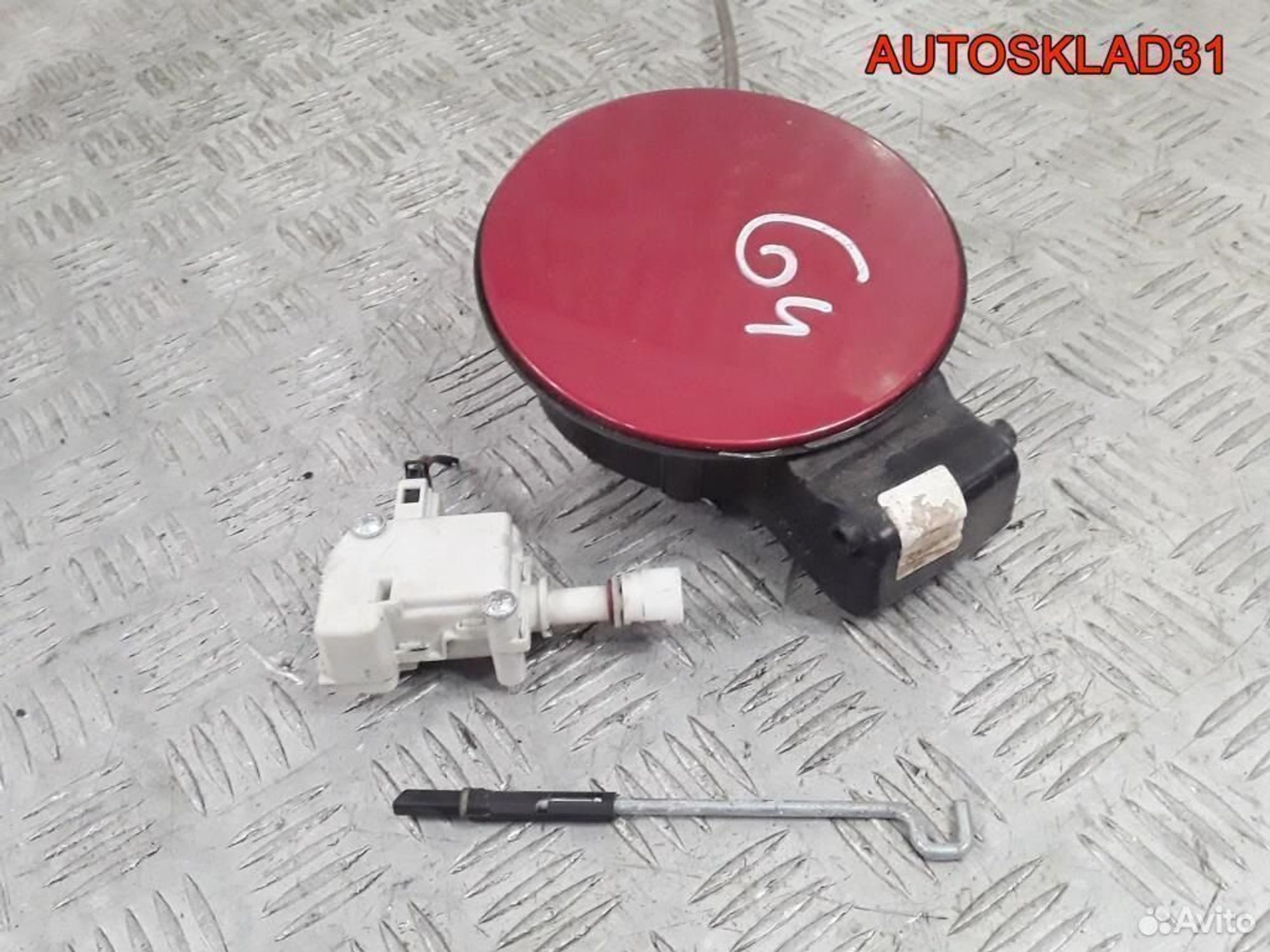 Лючок бензобака Volkswagen Golf 4 1J6809857E, 1100 рублей, Дубовое