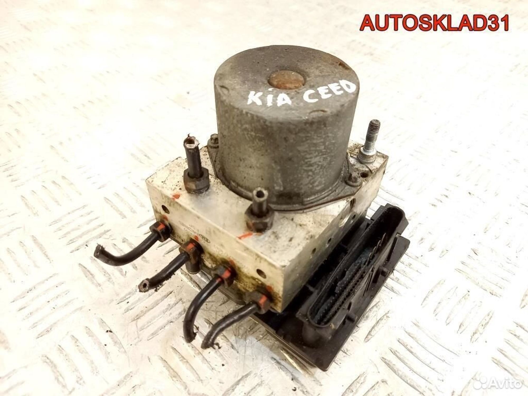 Блок ABS Kia Ceed 2007-2012 589201H650, 4200 рублей, Дубовое