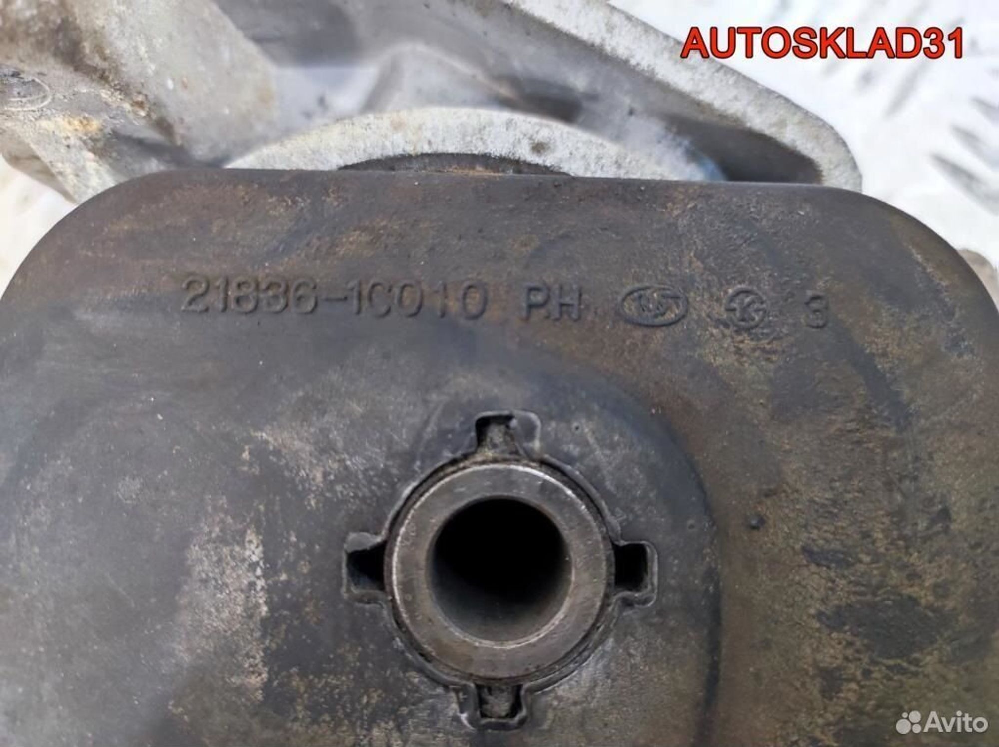 Подушка крепления МКПП Hyundai Getz 1.3 218361C010, 1700 рублей, Дубовое