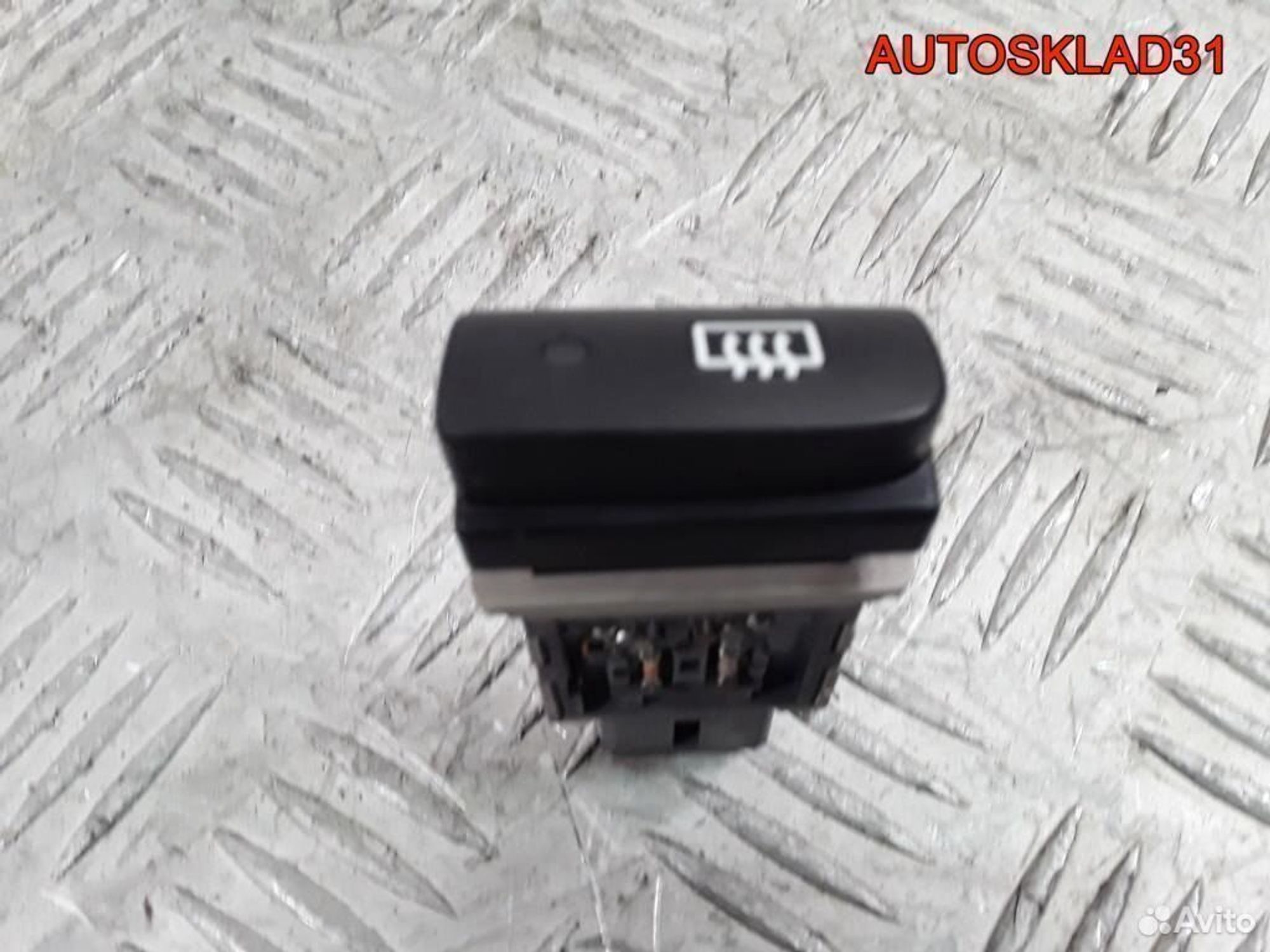 Кнопка обогрева заднего стекла Kia Rio 937101G000, 600 рублей, Дубовое