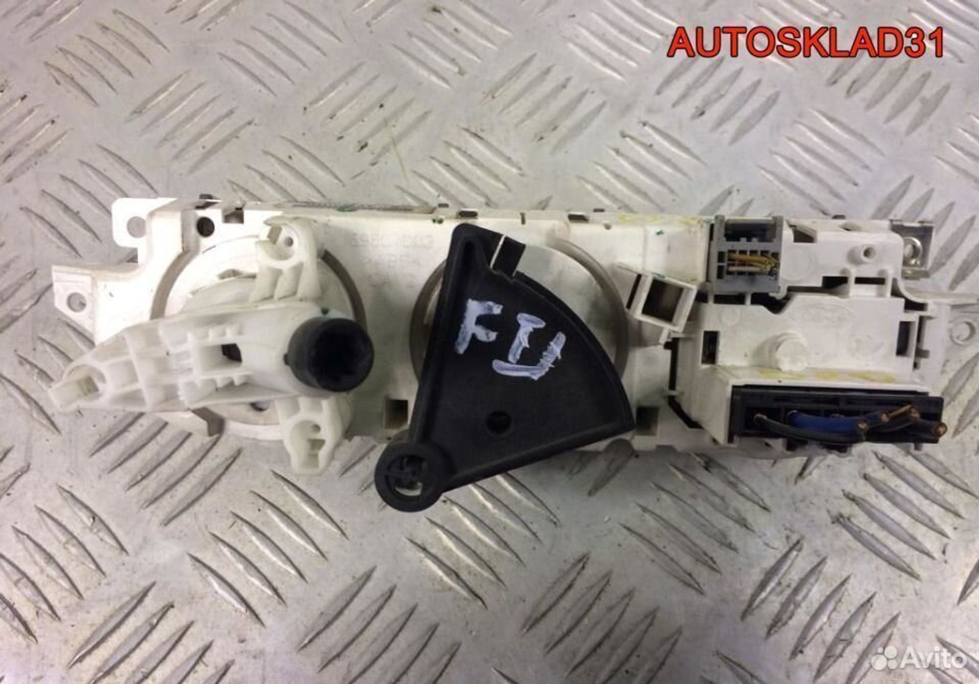 Блок управления отопителем Ford Focus 2 7M5T19980AA, 1000 рублей, Дубовое