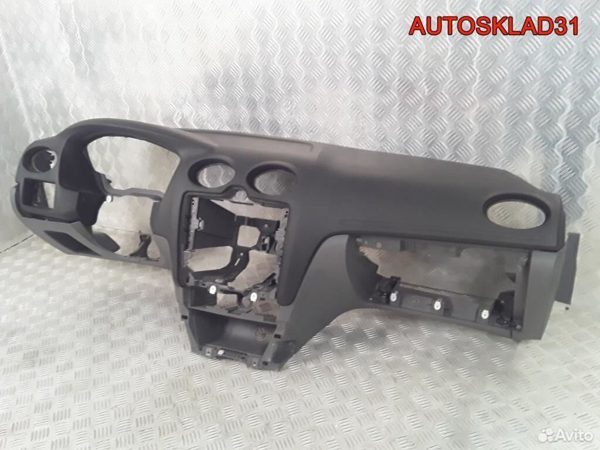 Торпедо Ford Focus 2 8M51A04305, 15300 рублей, Дубовое