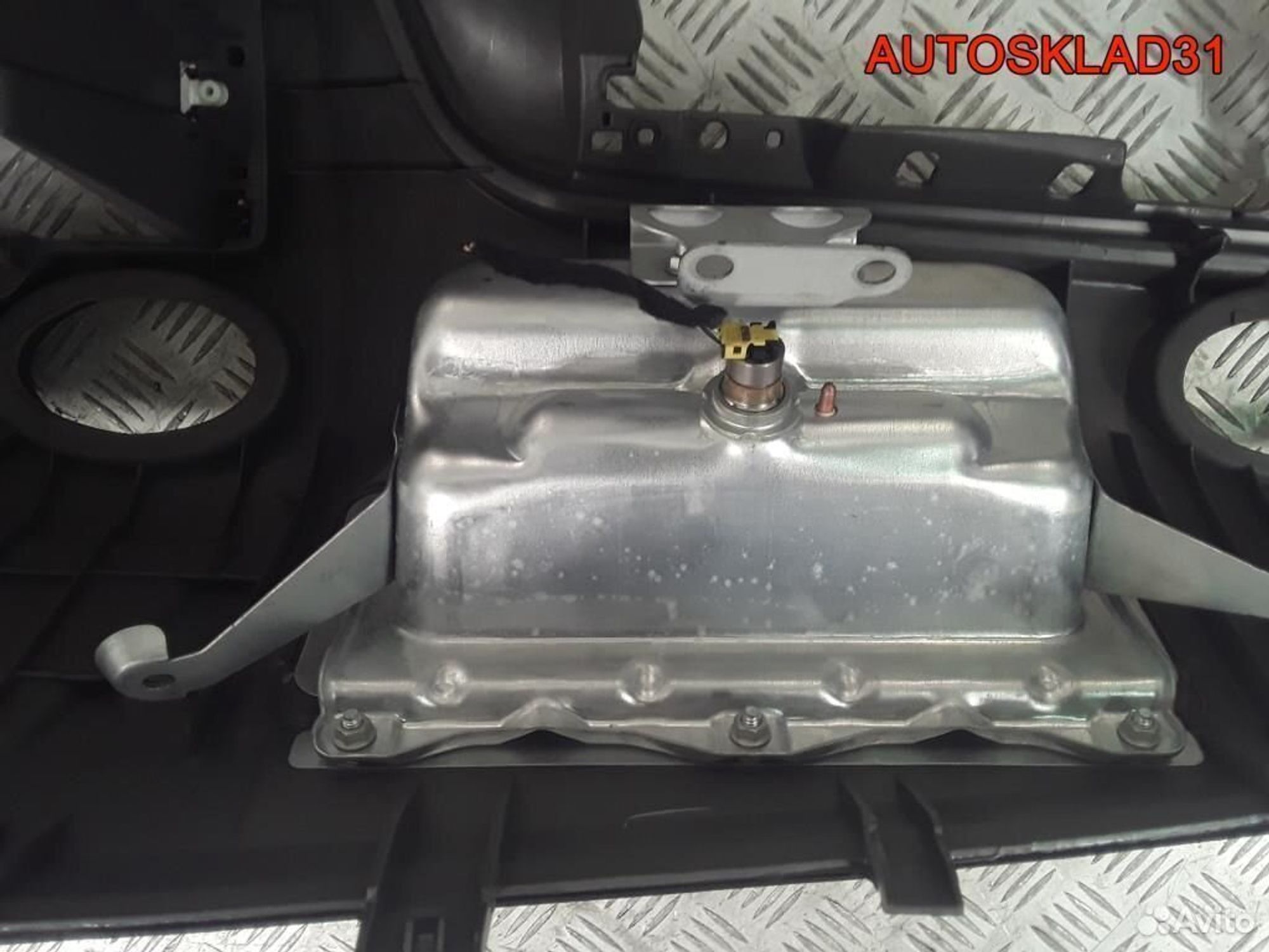 Торпедо Ford Focus 2 8M51A04305, 15300 рублей, Дубовое