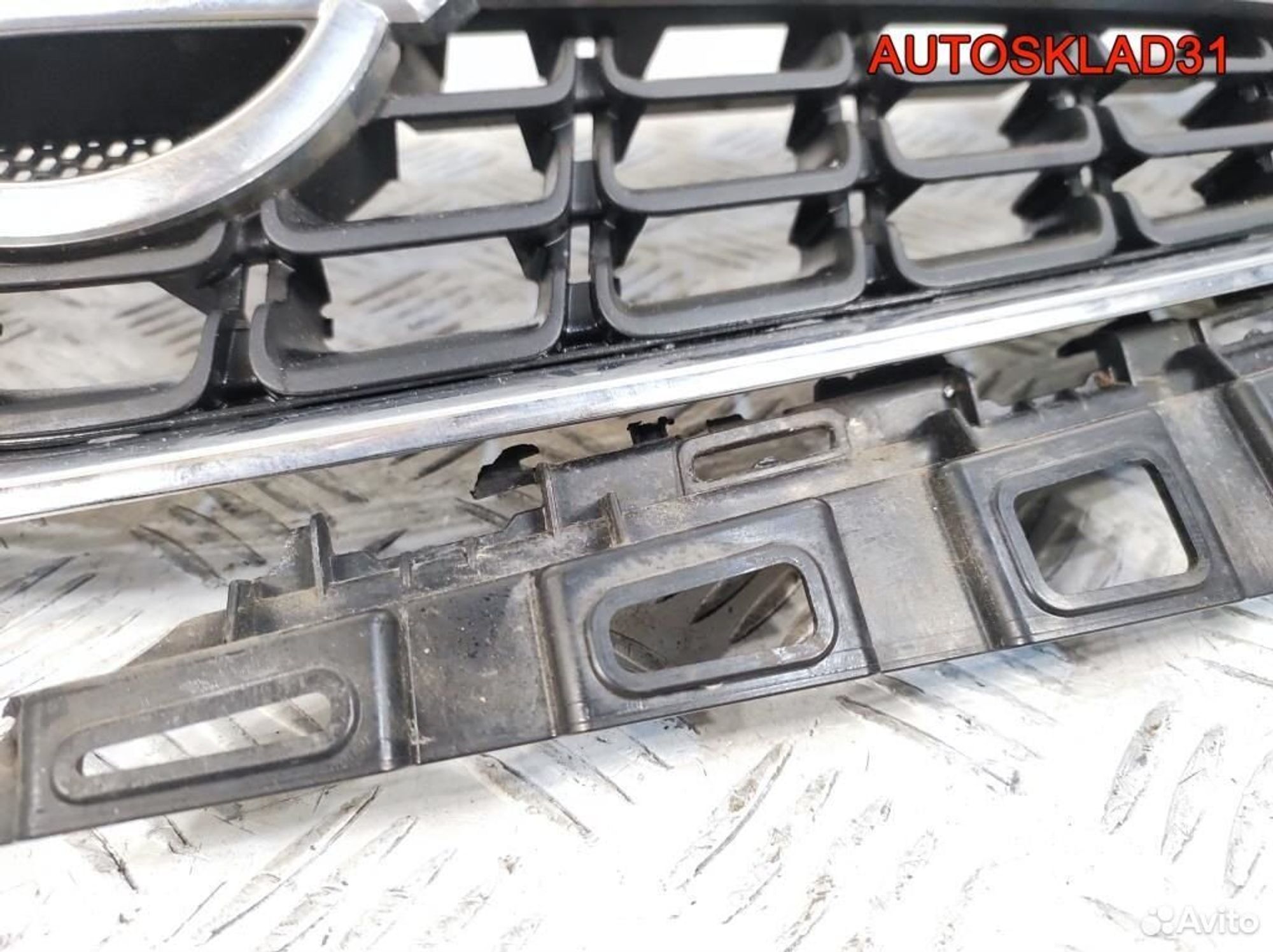 Решетка радиатора Opel Astra J 13300945, 12200 рублей, Дубовое