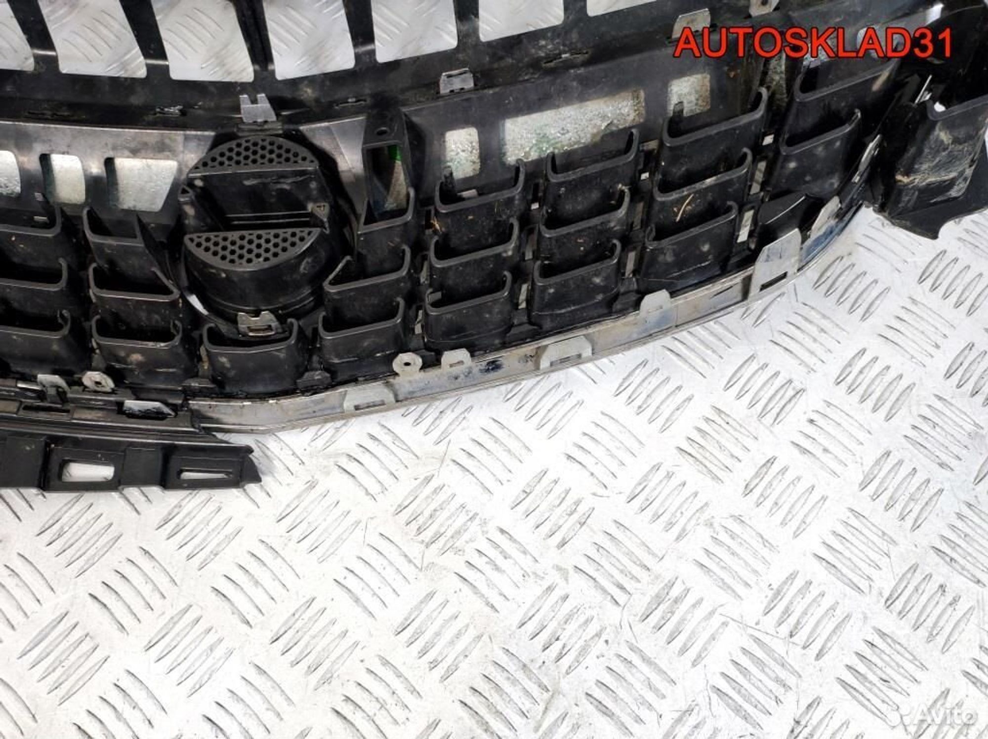 Решетка радиатора Opel Astra J 13300945, 12200 рублей, Дубовое