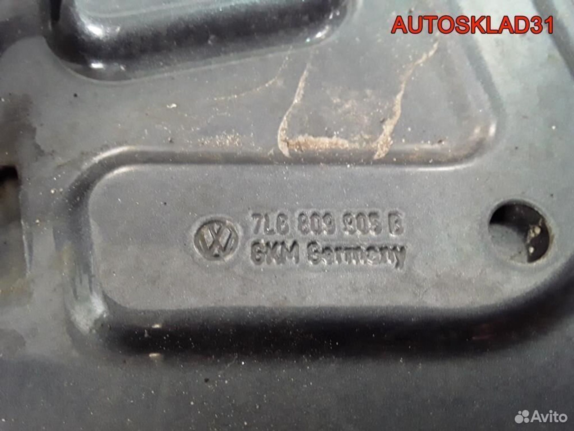 Лючок бензобака для Фольксваген Туарег 7L6809905B, 2100 рублей, Дубовое