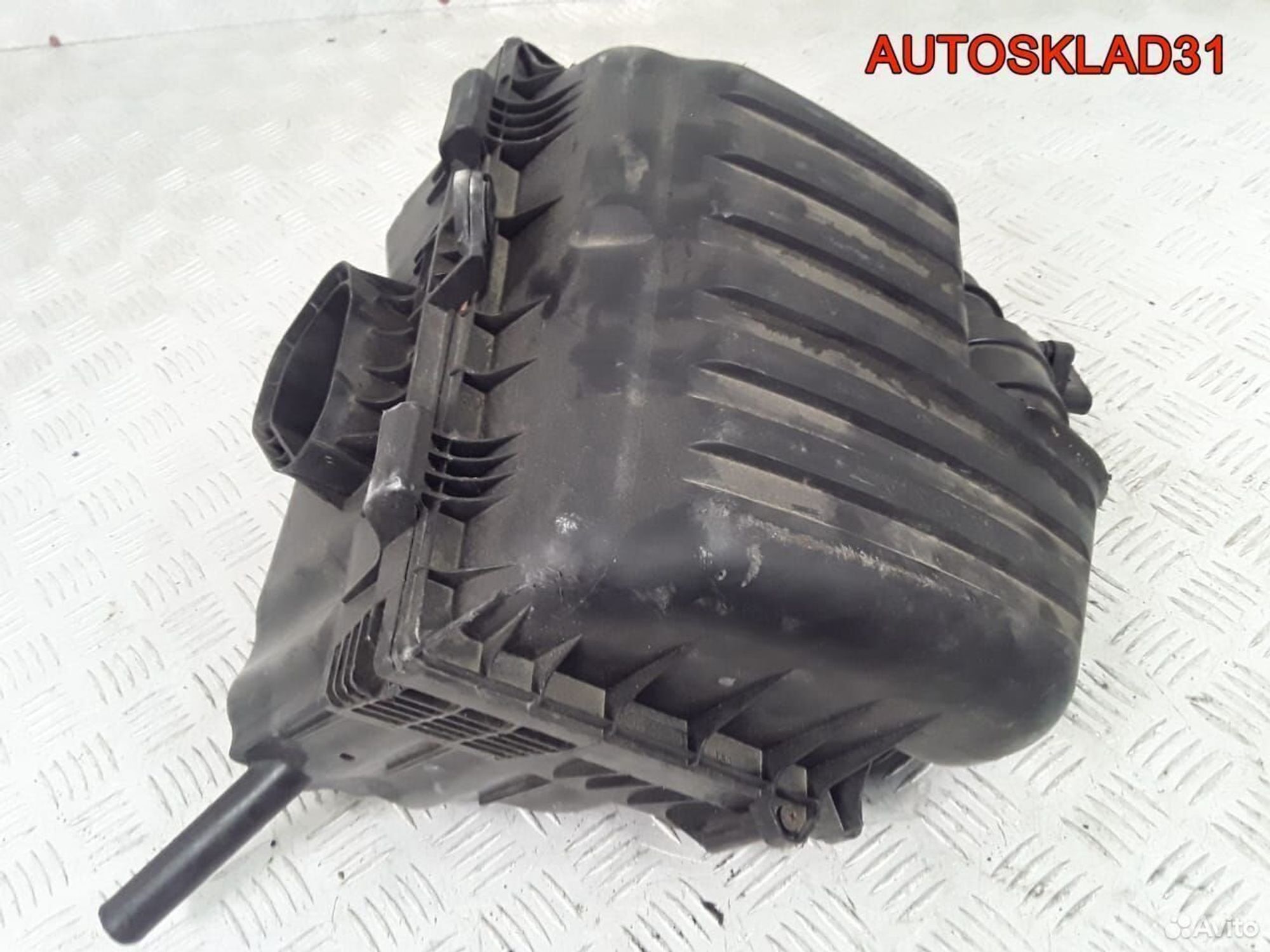 Корпус воздушного фильтра VW Sharan 7M3129607BC, 3600 рублей, Дубовое
