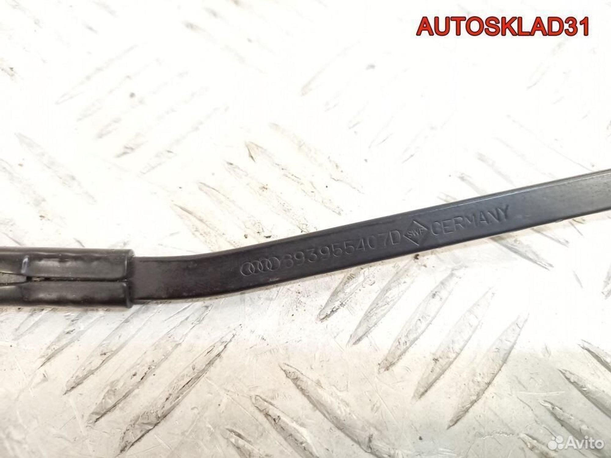 Поводок стеклоочистителя правый Audi 80 B4, 1300 рублей, Дубовое