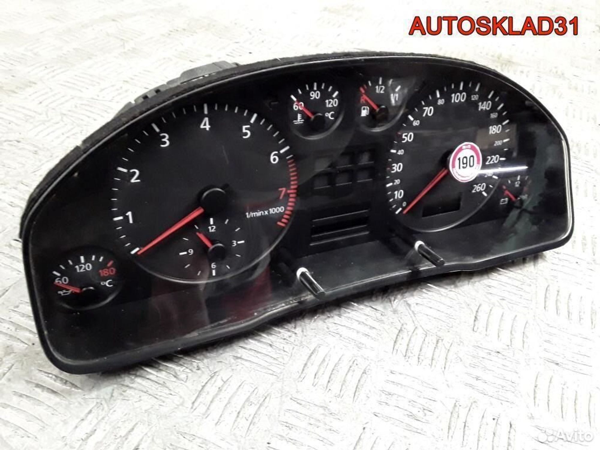 Панель приборов Audi A6 C5 4B0919860P бензин, 4100 рублей, Дубовое