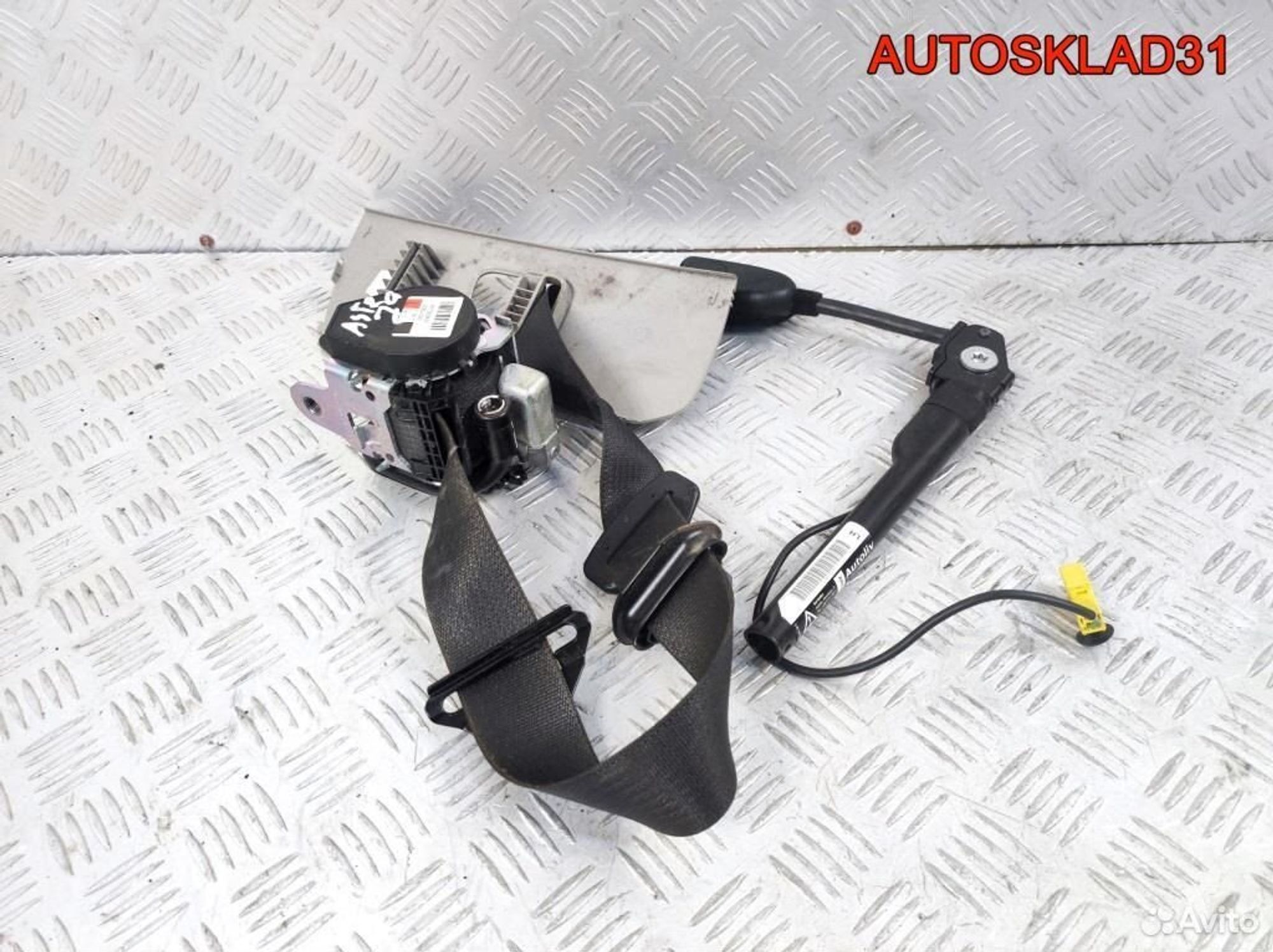 Ремень безопасности передний левый Opel Astra J, 4100 рублей, Дубовое