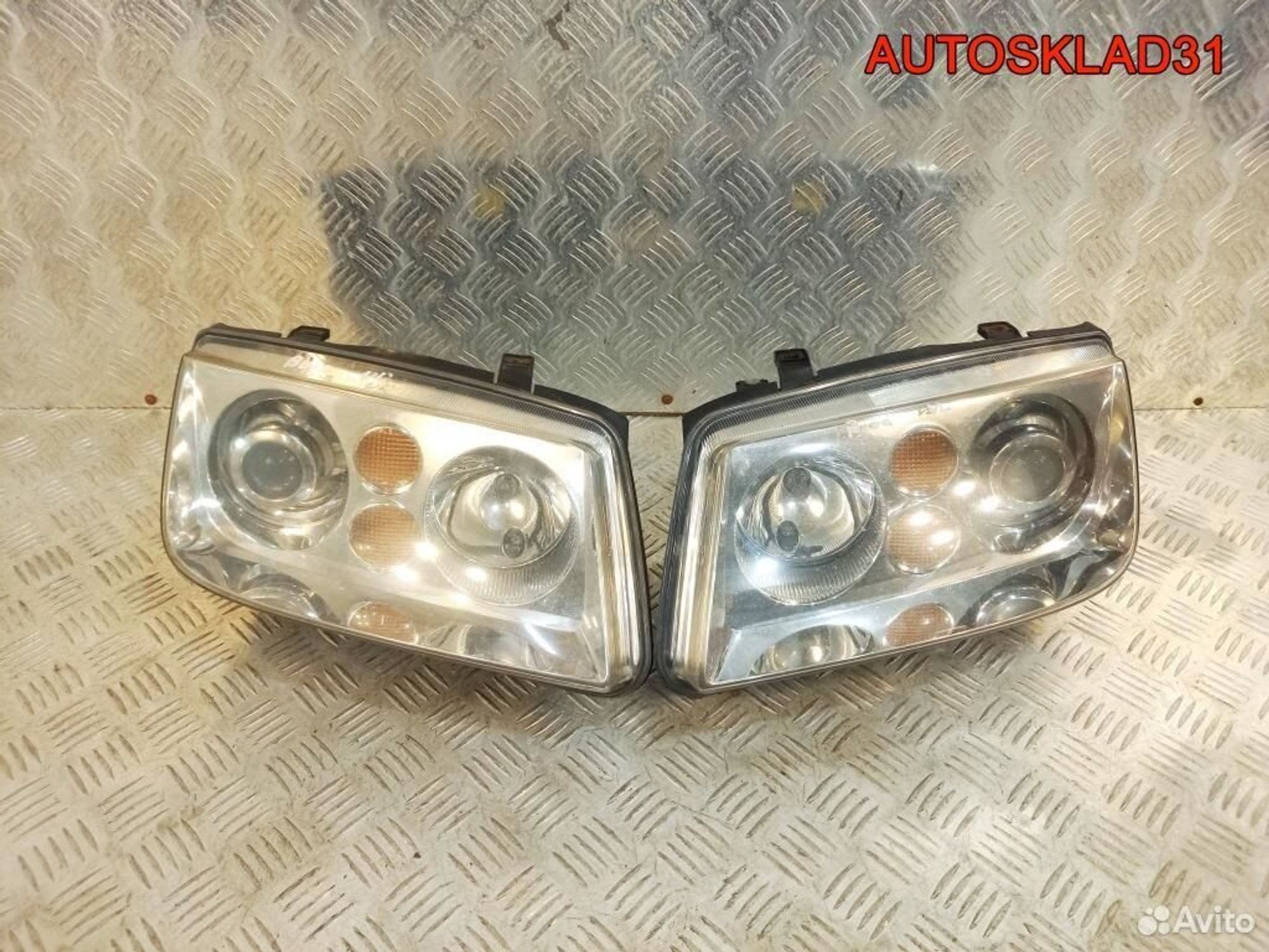 Фары ксеноновые комплект VW Bora 1J5941015AM, 80000 рублей, Дубовое