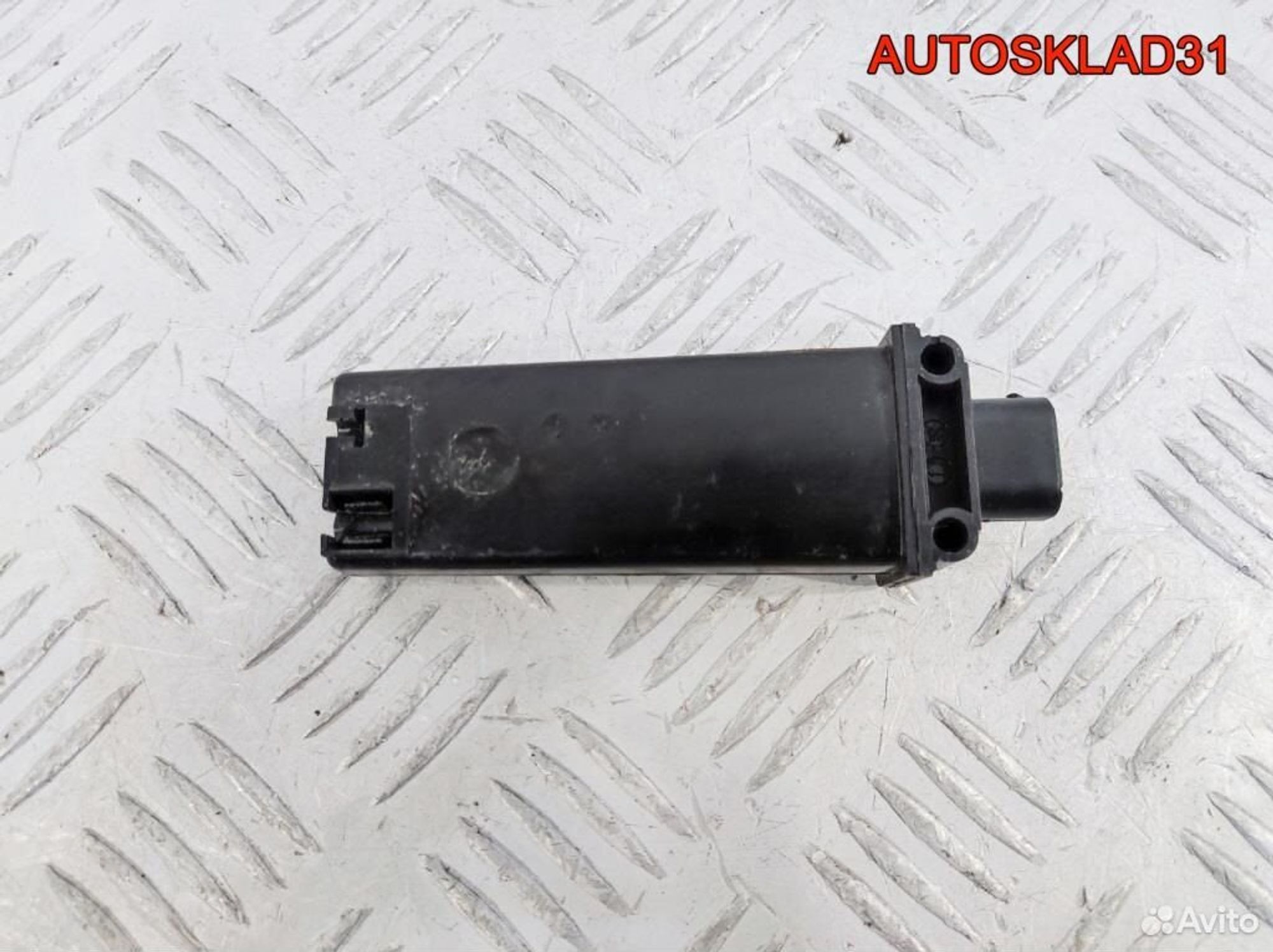 Антенна датчика давления шин VW Touareg 8E0907277, 3300 рублей, Дубовое