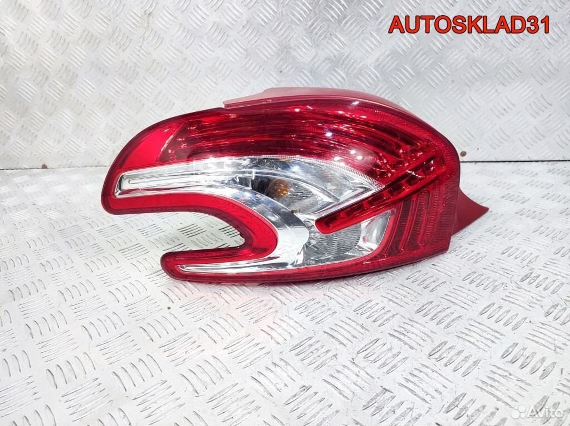 Фонарь задний левый Peugeot 208 9672628280, 5700 рублей, Дубовое