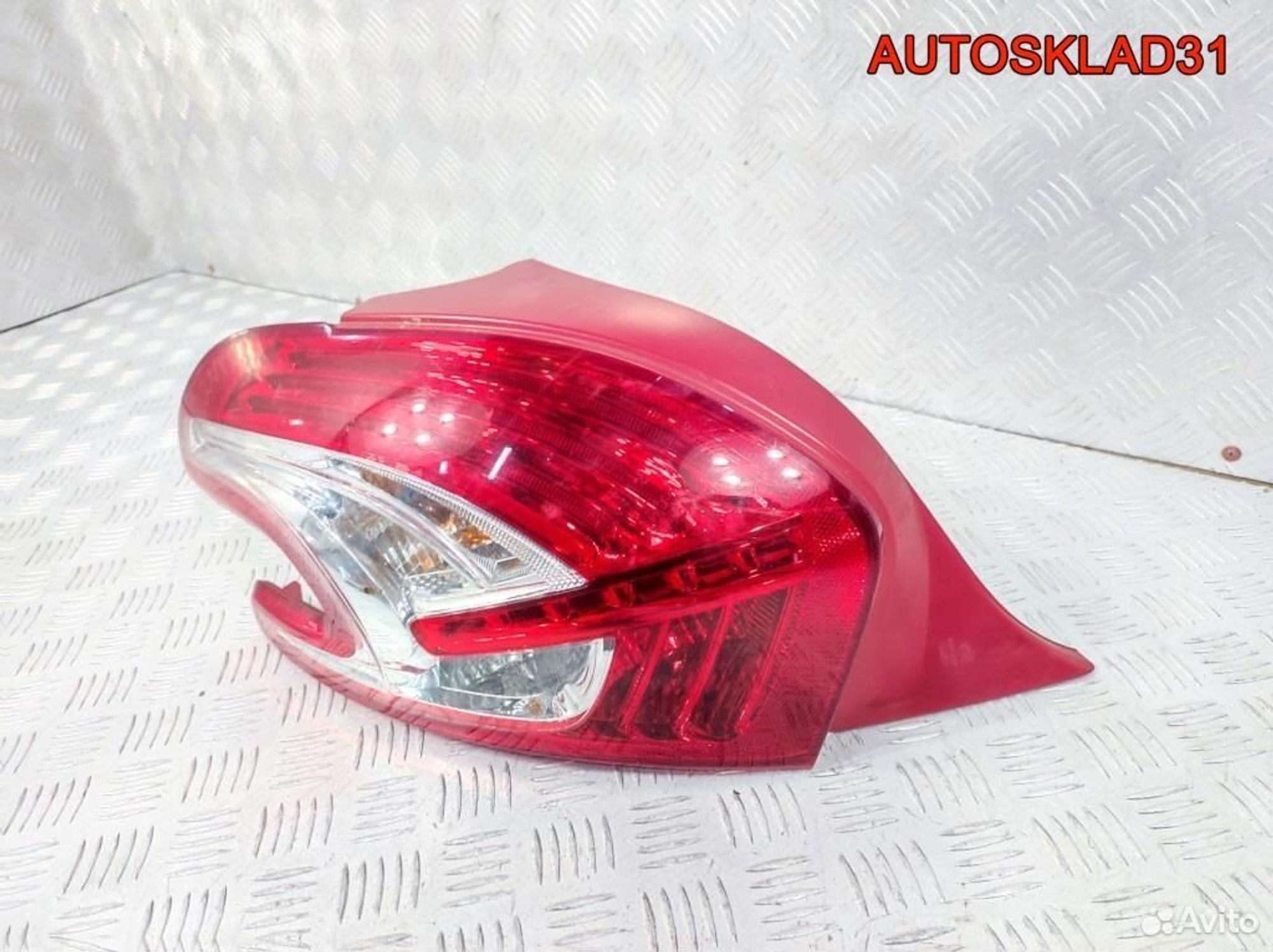 Фонарь задний левый Peugeot 208 9672628280, 5700 рублей, Дубовое