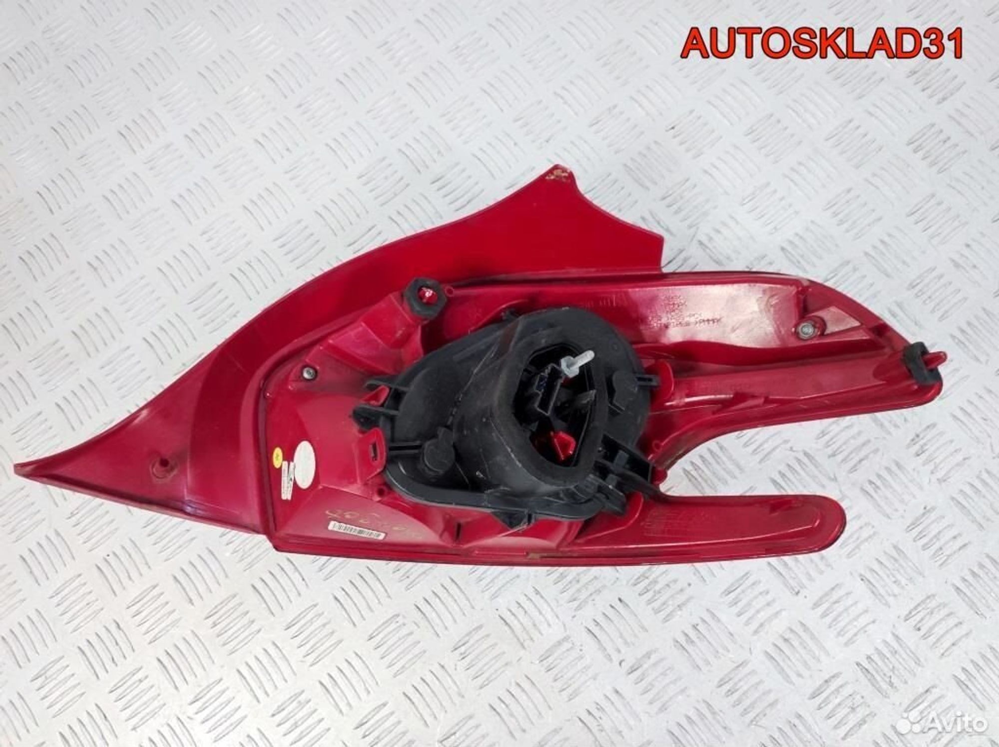 Фонарь задний левый Peugeot 208 9672628280, 5700 рублей, Дубовое