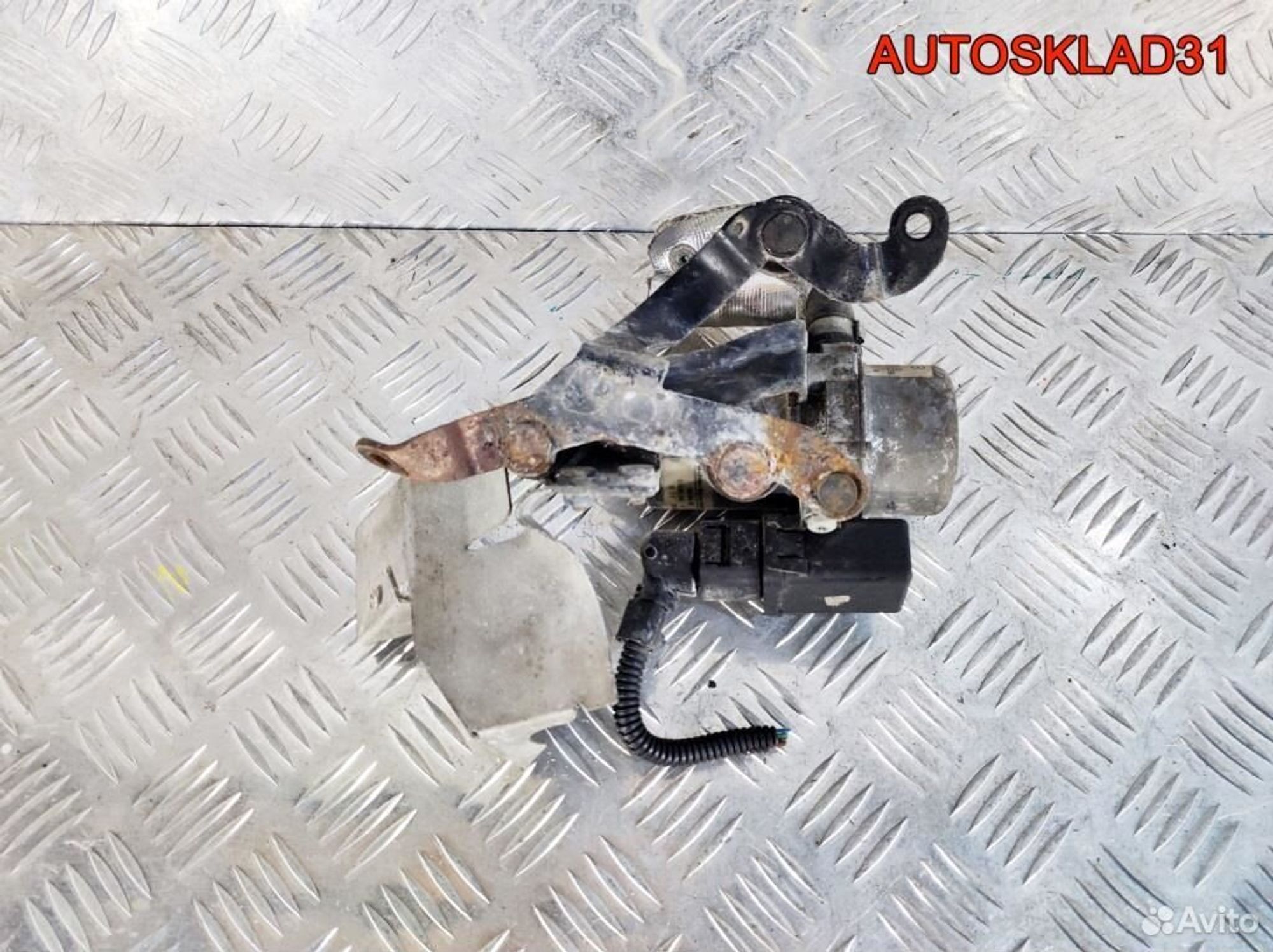 Насос вакуумный Audi A3 8L1 1J0612181B, 3600 рублей, Дубовое