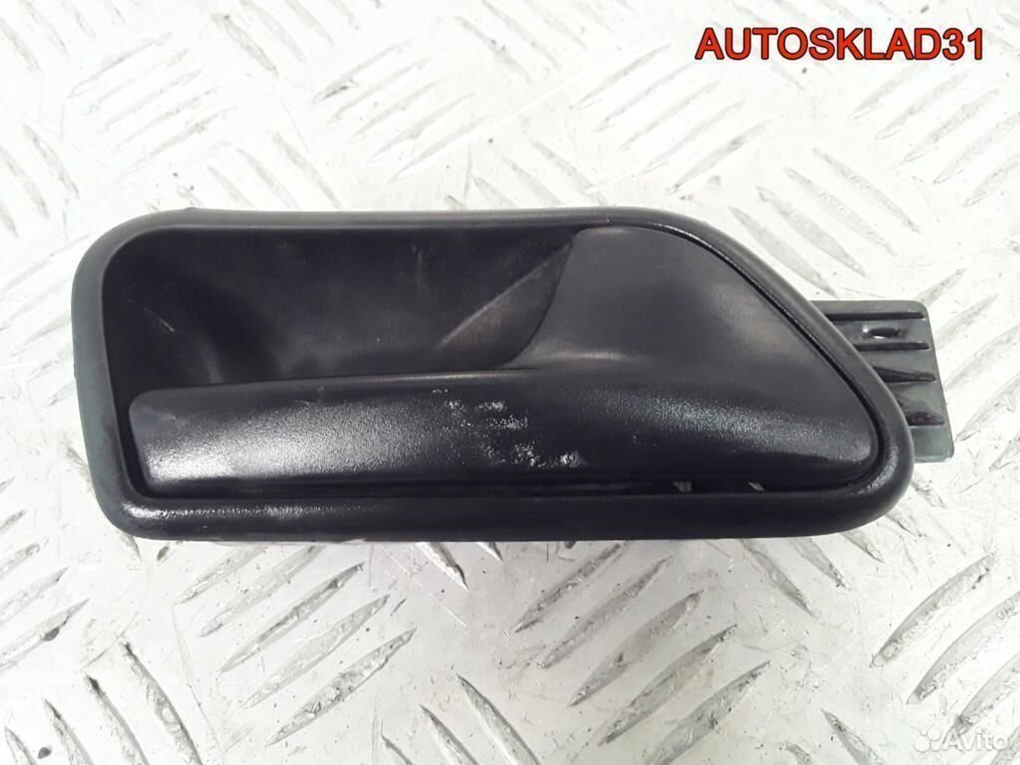 Ручка двери внутренняя правая VW Caddy 2K0837114B, 600 рублей, Дубовое