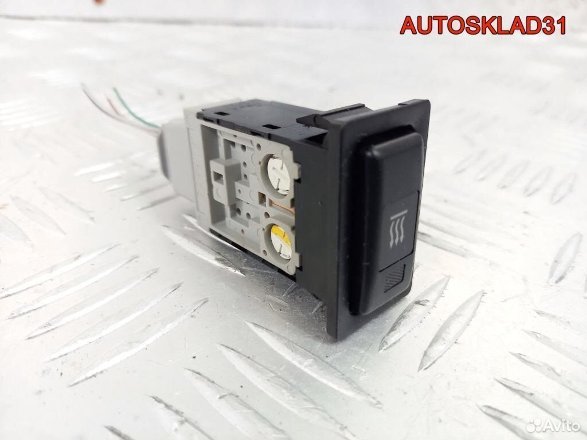 Кнопка многофункциональная Тойота Королла Версо, 1200 рублей, Дубовое