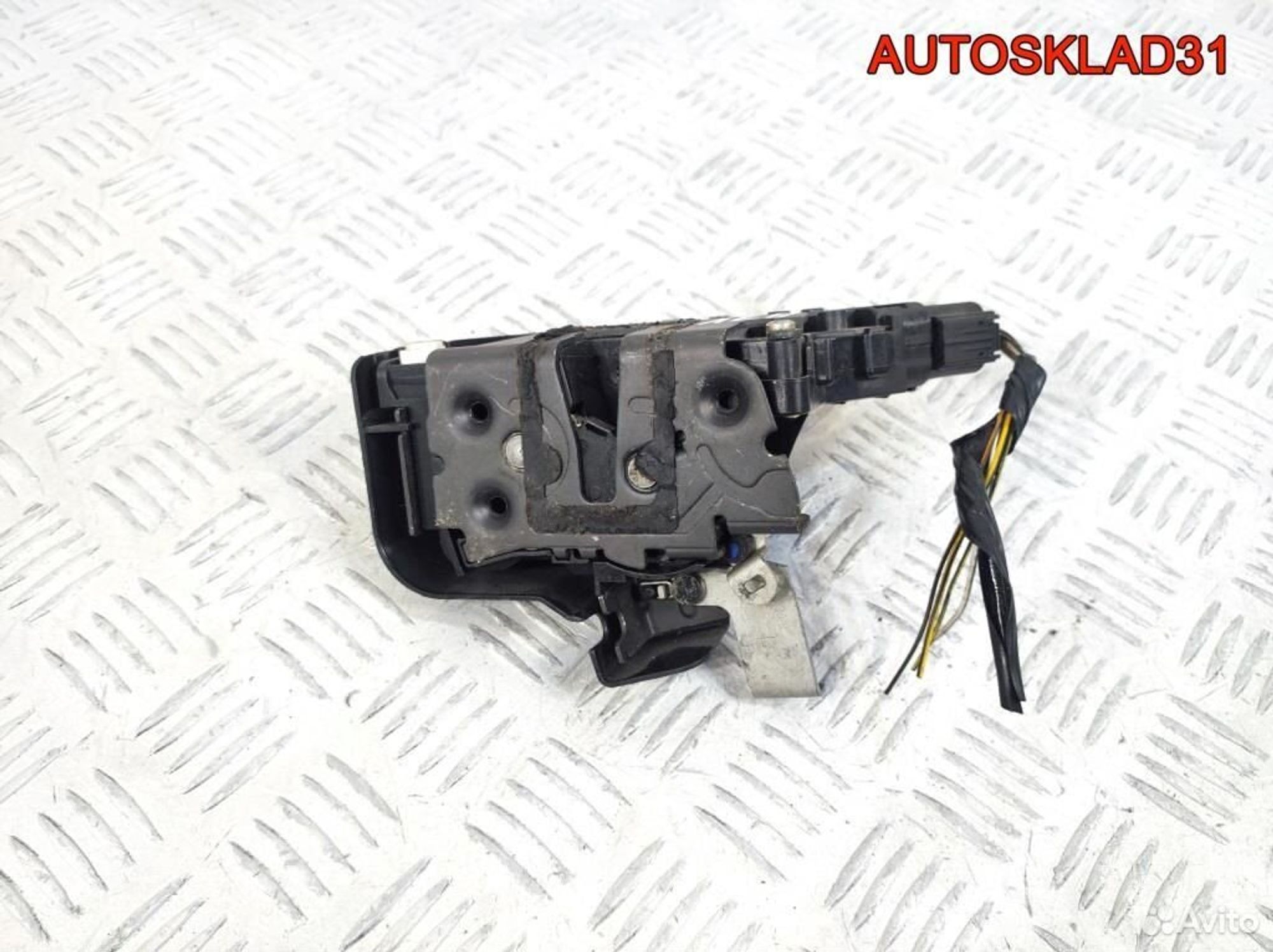 Замок двери задней левой Ford Focus 2 4M5AA26413BC, 2300 рублей, Дубовое