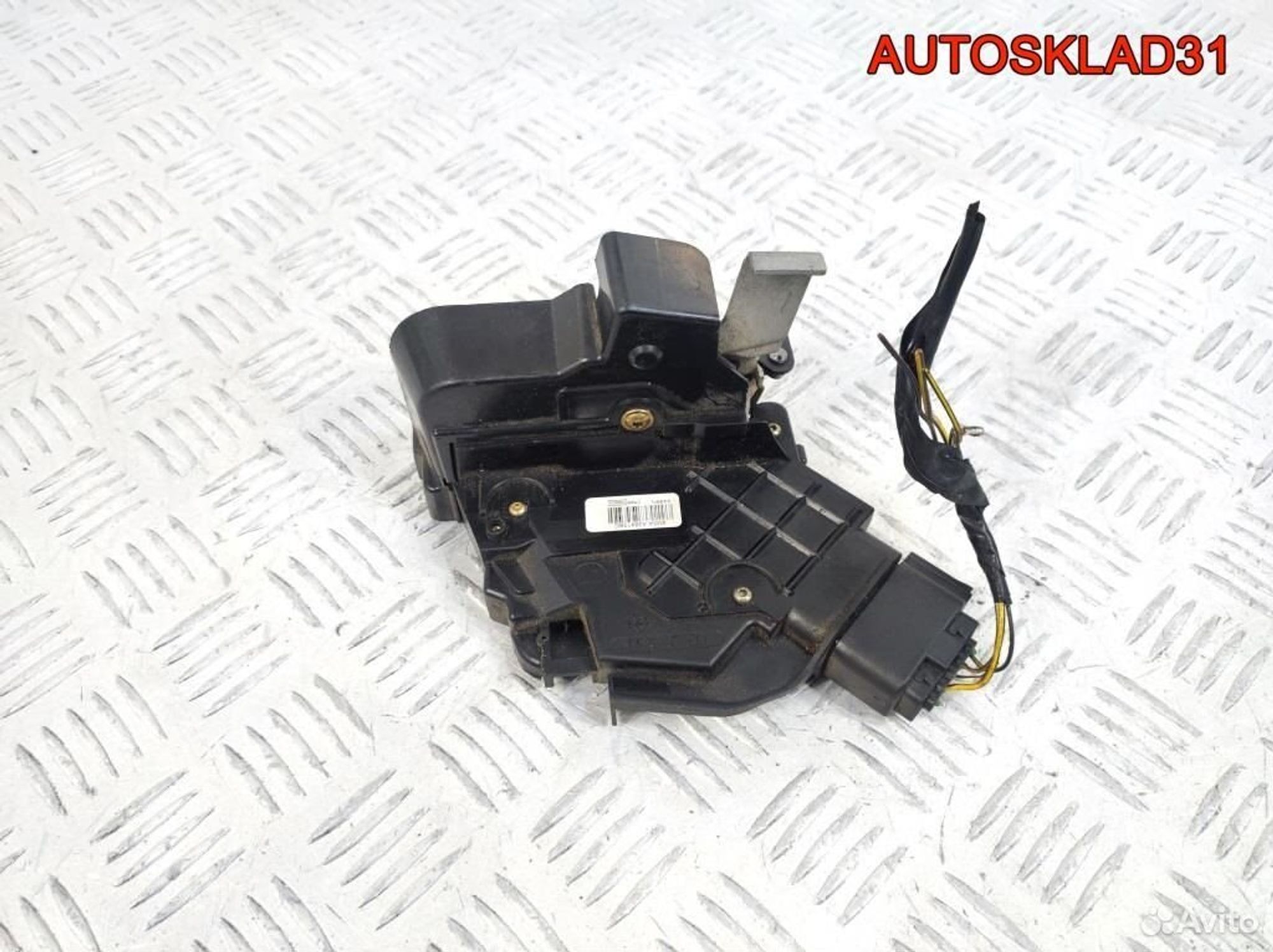 Замок двери задней левой Ford Focus 2 4M5AA26413BC, 2300 рублей, Дубовое