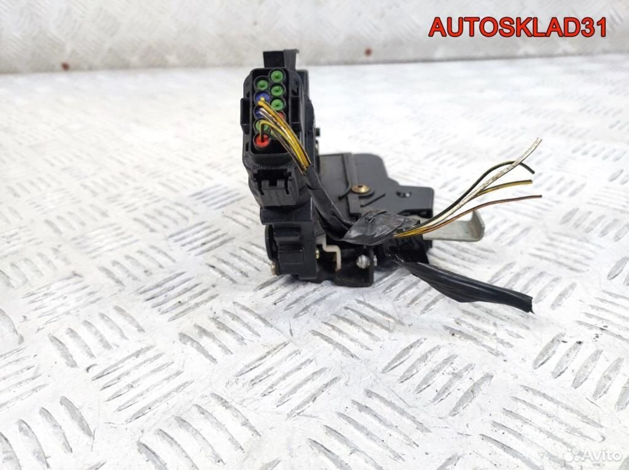 Замок двери задней левой Ford Focus 2 4M5AA26413BC, 2300 рублей, Дубовое