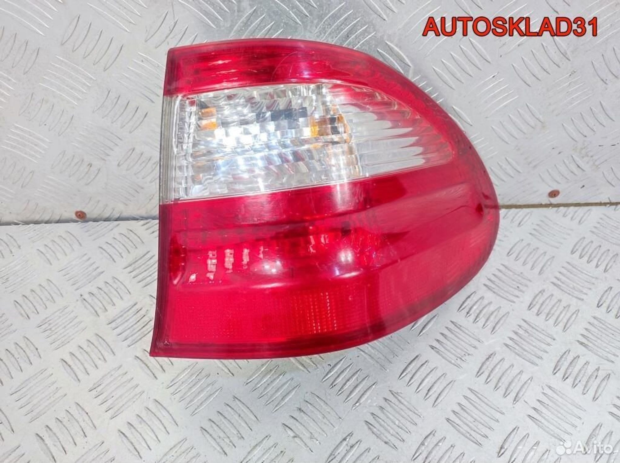 Фонарь задний наружный правый Mercedes Benz W211, 2300 рублей, Дубовое