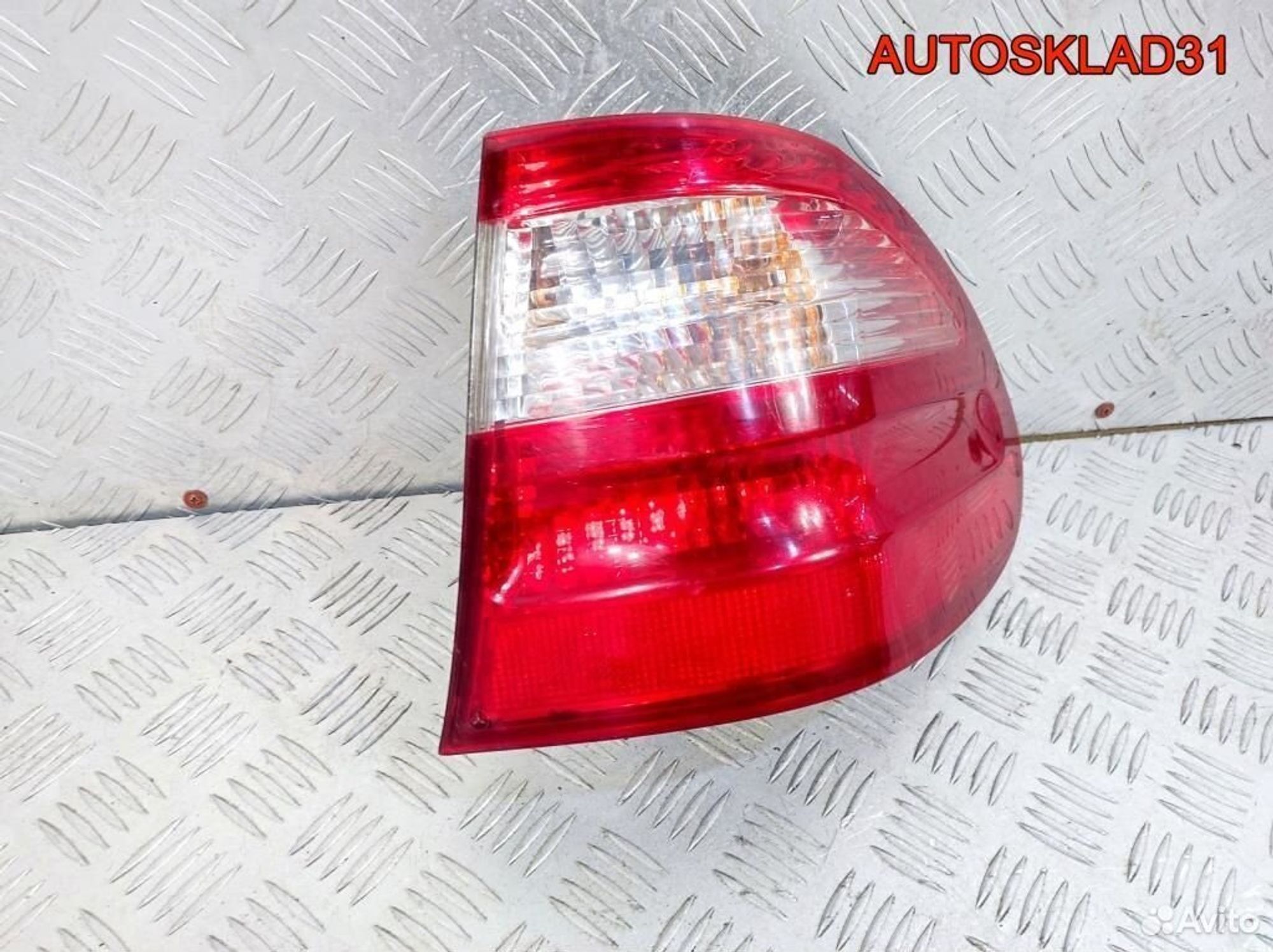 Фонарь задний наружный правый Mercedes Benz W211, 2300 рублей, Дубовое