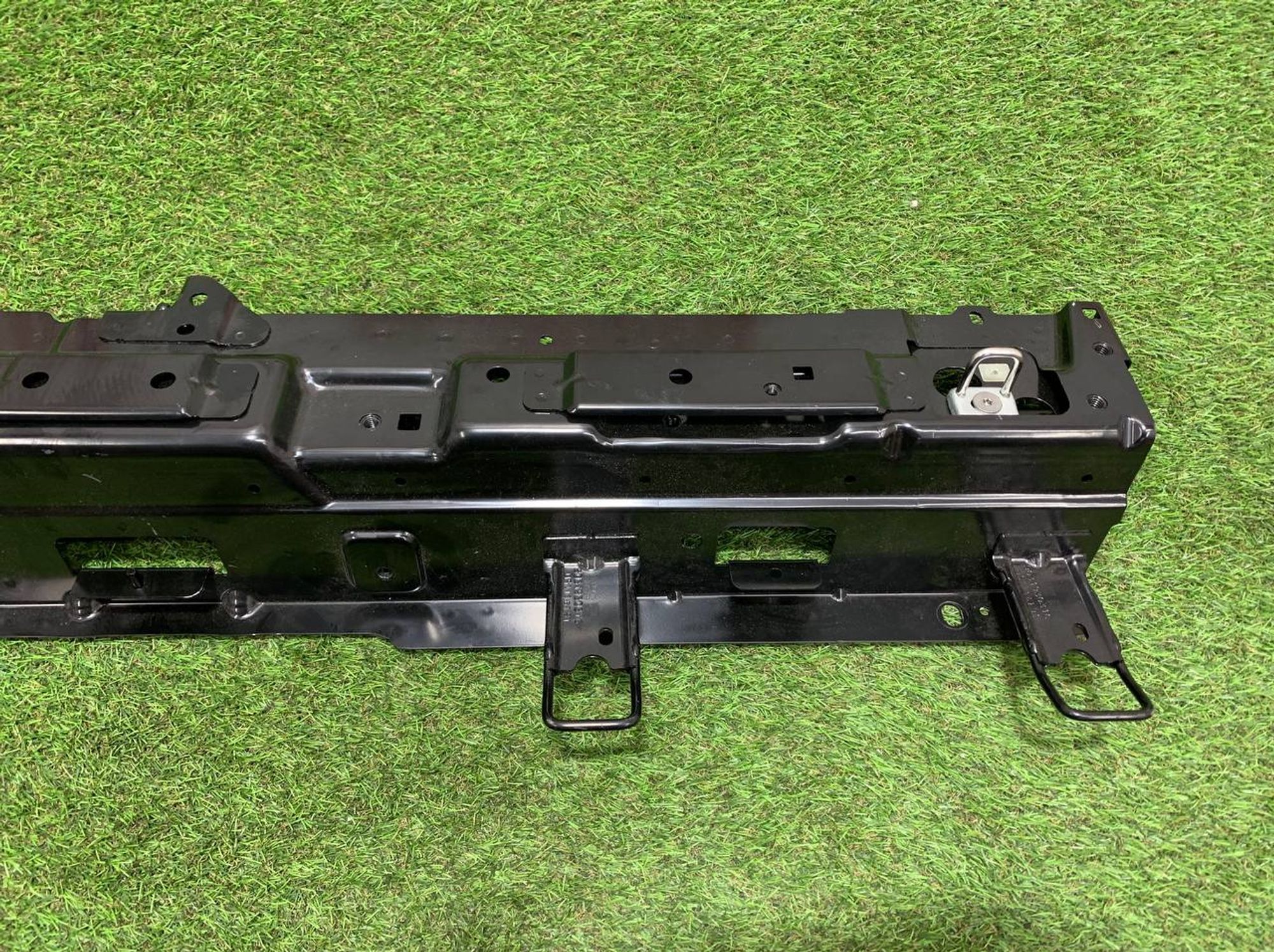 https://ycs.partsauto.market/partsauto-images/thmbs/fe3598d81d96ccd0d48866cd4b8a0dea/04faf4052f38601cf786a4070a4a7bc1/2b0be254c47b1492b1d2afb6052f7efe.jpg