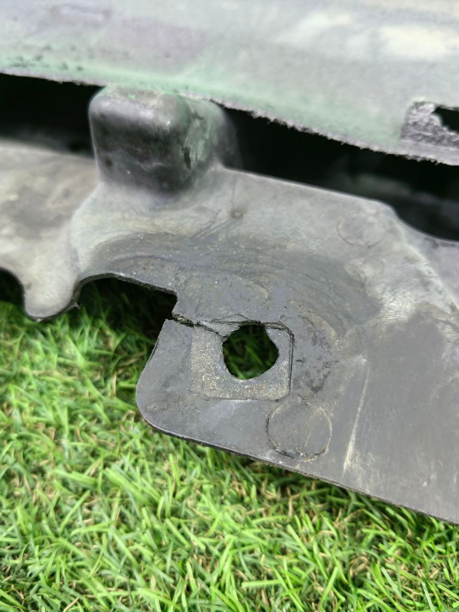https://ycs.partsauto.market/partsauto-images/thmbs/fe3598d81d96ccd0d48866cd4b8a0dea/0a45edd75d7d2b378f17626cb06710a7/9cadb07ba8676cb80a56b16d125f00de.jpg