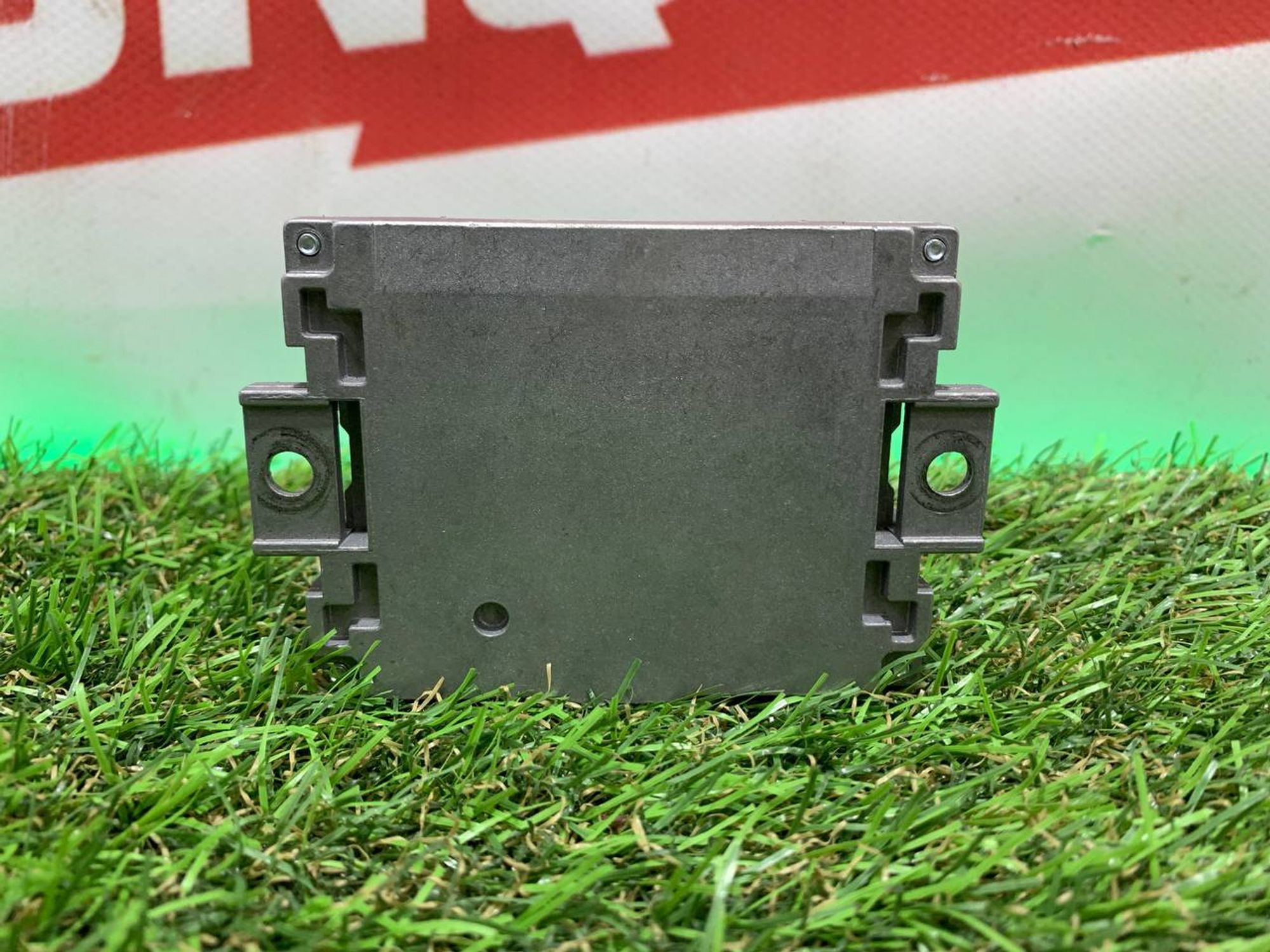 https://ycs.partsauto.market/partsauto-images/thmbs/fe3598d81d96ccd0d48866cd4b8a0dea/11e125d9961bb82532f1f8c38b6addd5/38bc33e0fbc658227dd7a4494027d78d.jpg