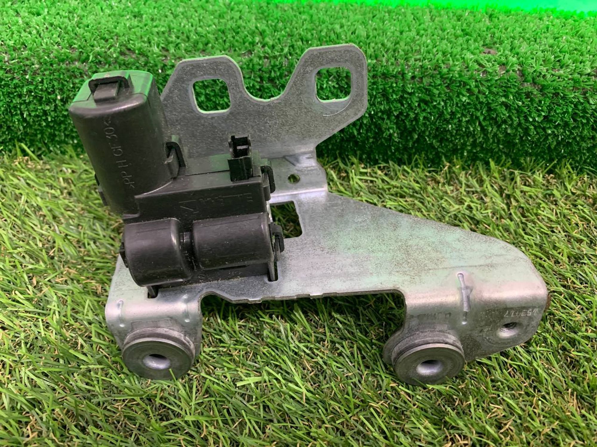 https://ycs.partsauto.market/partsauto-images/thmbs/fe3598d81d96ccd0d48866cd4b8a0dea/1d0721beabd319f88d3f13e907463d0e/f349226c011f57c07eee223c5c78f8ad.jpg