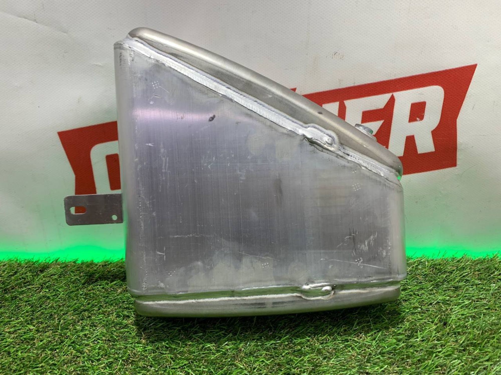 https://ycs.partsauto.market/partsauto-images/thmbs/fe3598d81d96ccd0d48866cd4b8a0dea/2b0a46037a578a07f107f6b11fec1e45/3c003215e40e5e7e8d2cc4711e628833.jpg