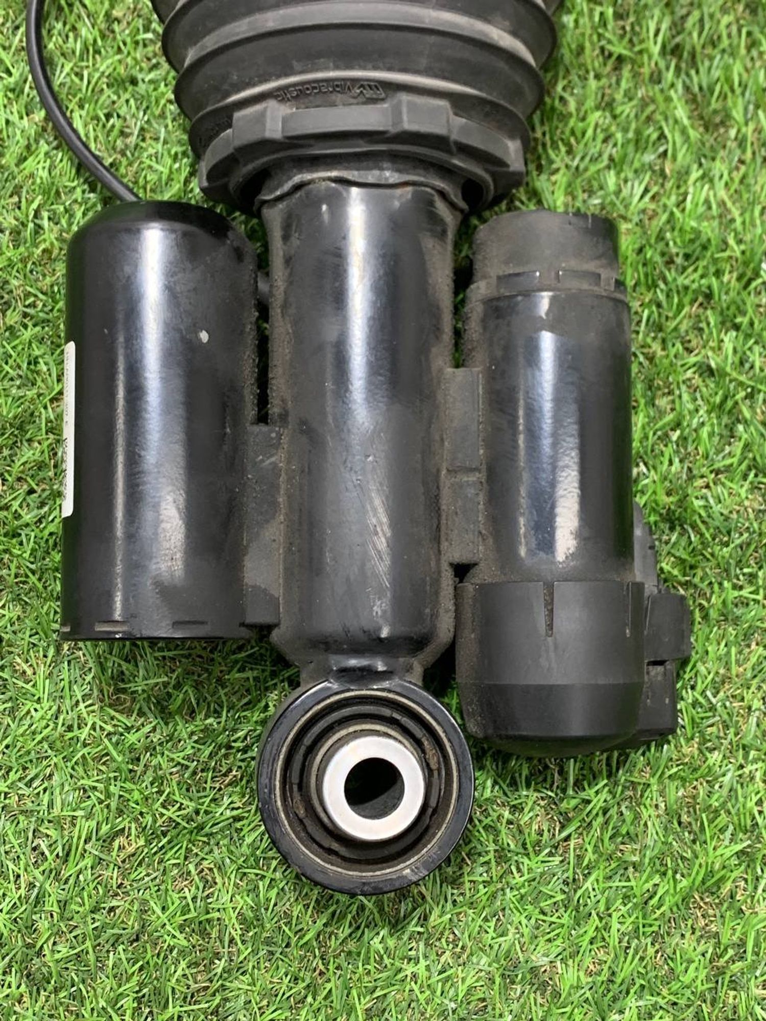 https://ycs.partsauto.market/partsauto-images/thmbs/fe3598d81d96ccd0d48866cd4b8a0dea/30107190a8abb354620cd75e60655dc6/83ab39977f73b9e31ced56df248eb5a4.jpg