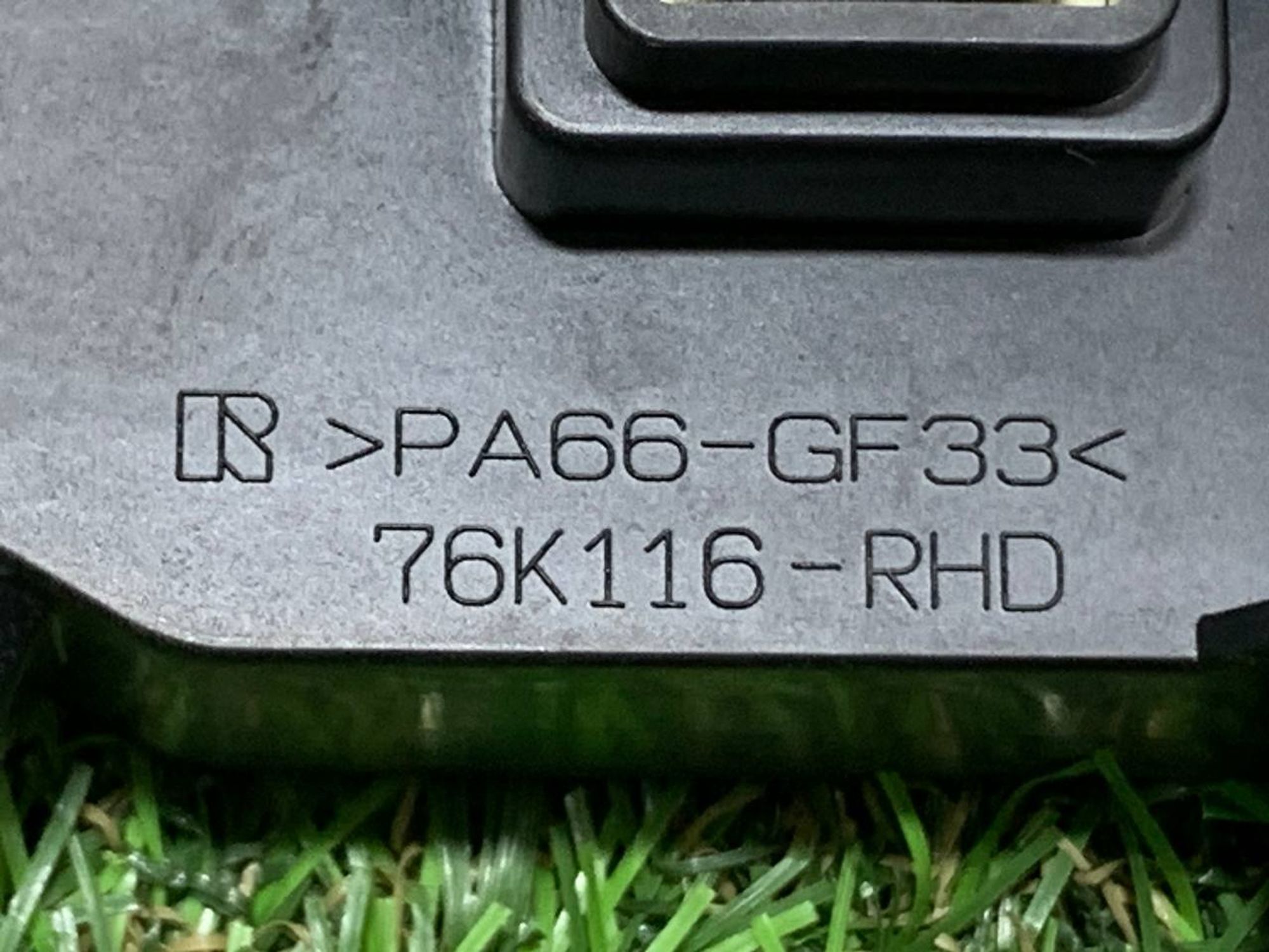 https://ycs.partsauto.market/partsauto-images/thmbs/fe3598d81d96ccd0d48866cd4b8a0dea/3be9f3456bf750d682fb77ccaa91a066/5987e5d851efae442ba372c67ea88b08.jpg