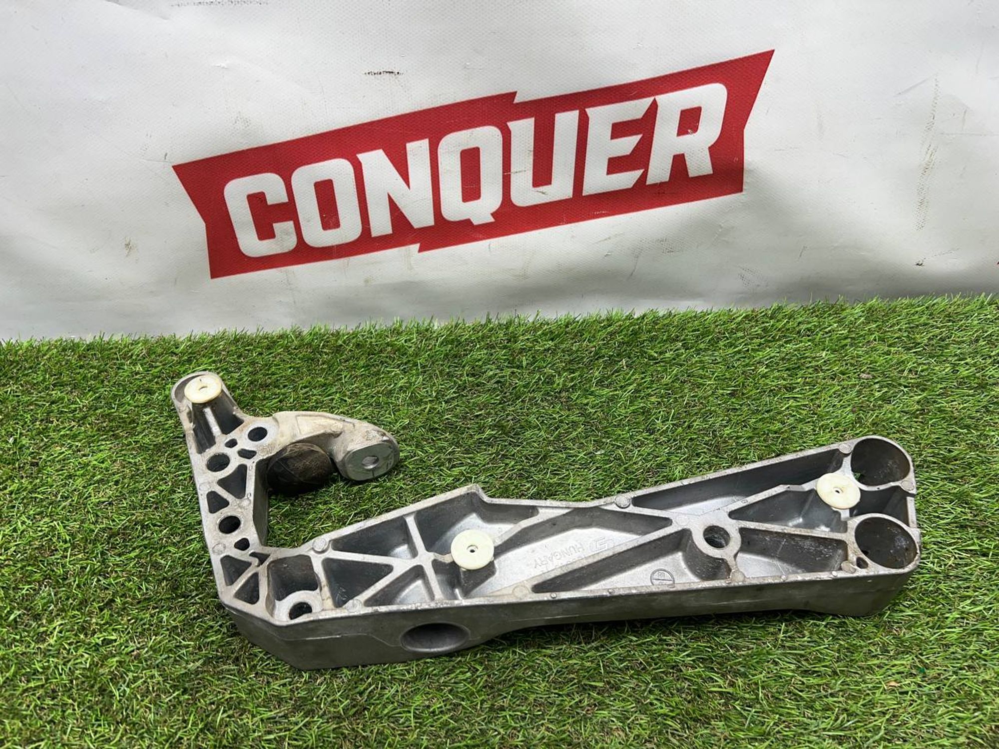 https://ycs.partsauto.market/partsauto-images/thmbs/fe3598d81d96ccd0d48866cd4b8a0dea/3cd795898509719ebfaece567ef75db5/6e4c4ba63c22ce10563b132172f922f8.jpg
